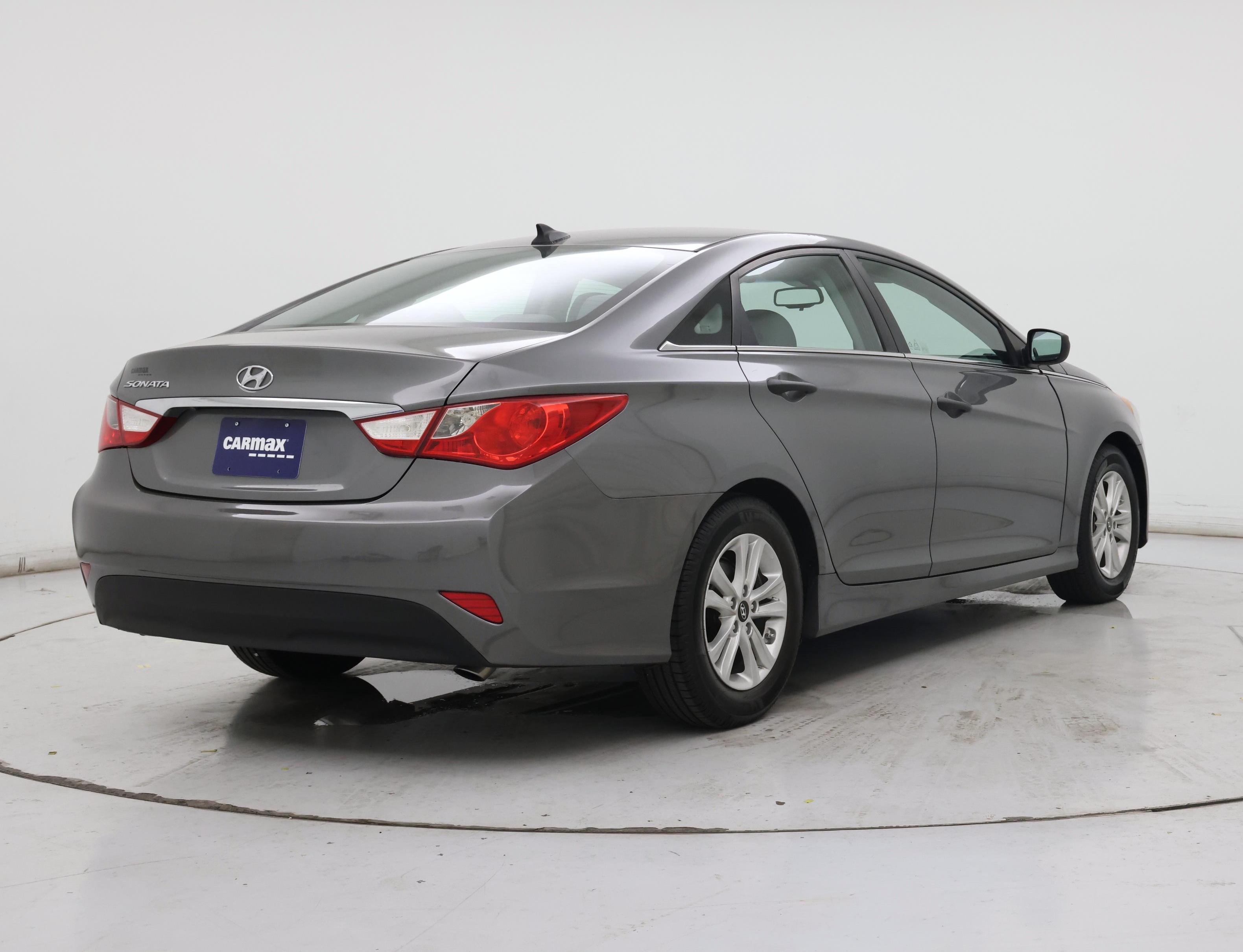 Thumbnail: 2014 Hyundai Sonata - 8