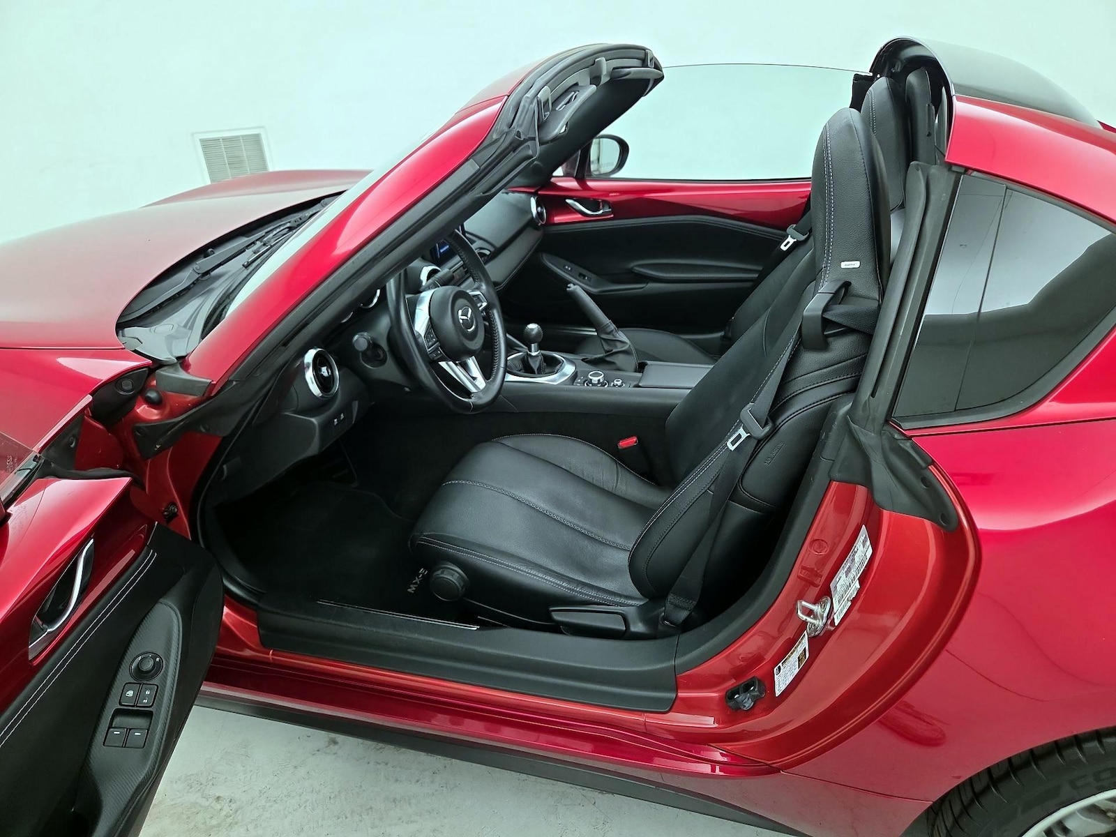 2021 Mazda MX-5 Miata RF Grand Touring - Photo 12