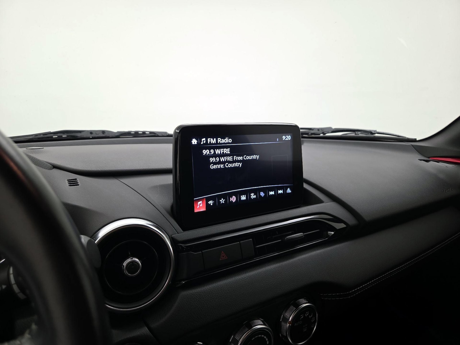 2021 Mazda MX-5 Miata RF Grand Touring - Photo 17