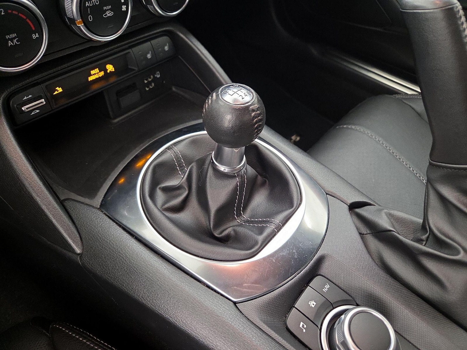 2021 Mazda MX-5 Miata RF Grand Touring - Photo 19