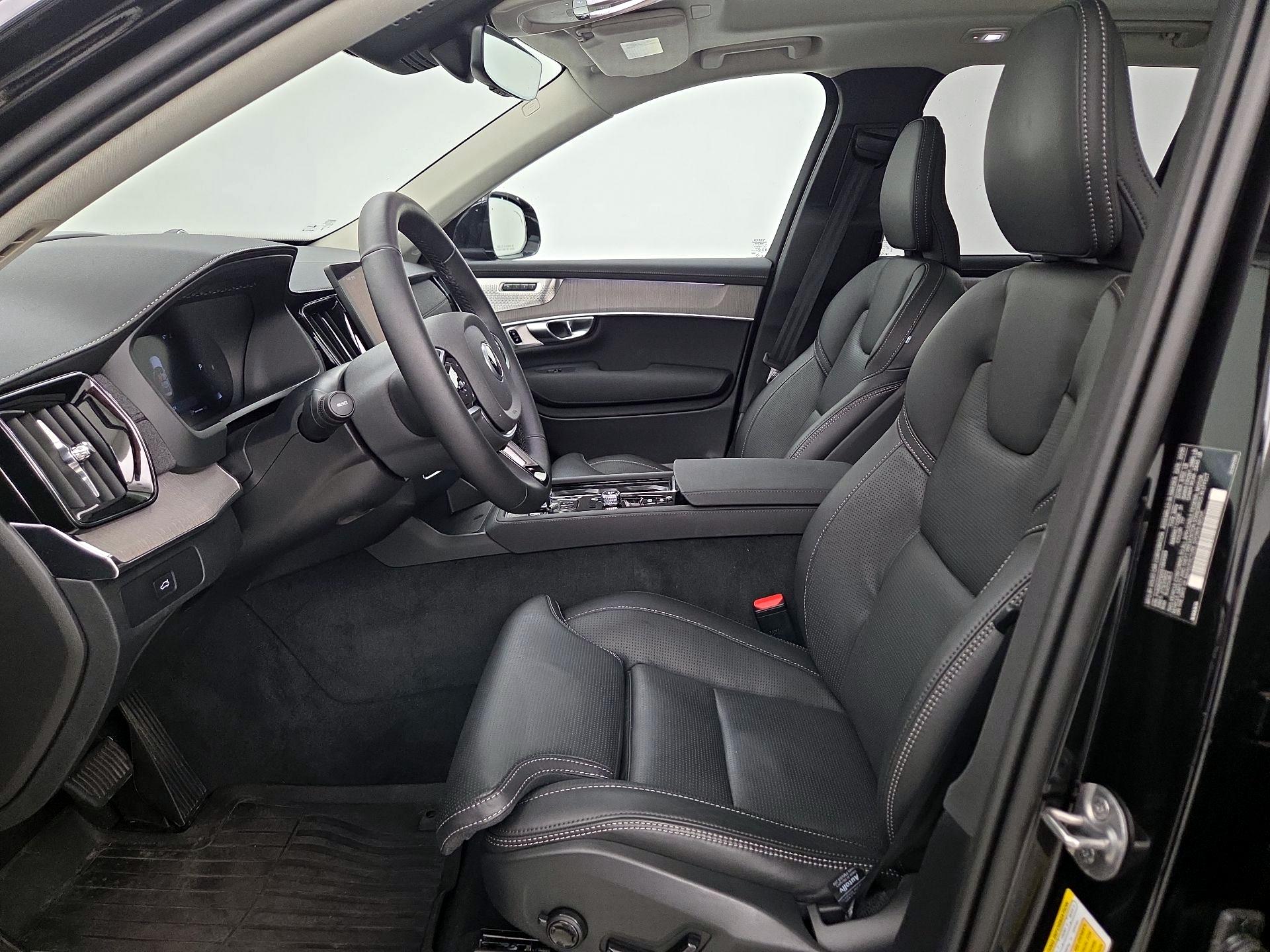 Thumbnail: 2025 Volvo XC90 - 11