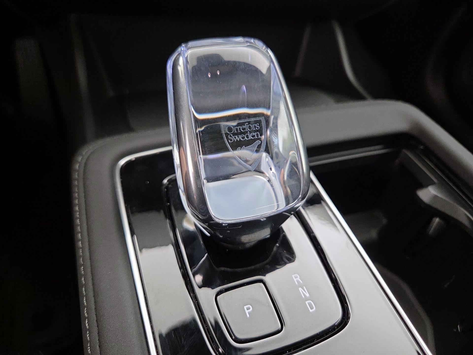 Thumbnail: 2025 Volvo XC90 - 18