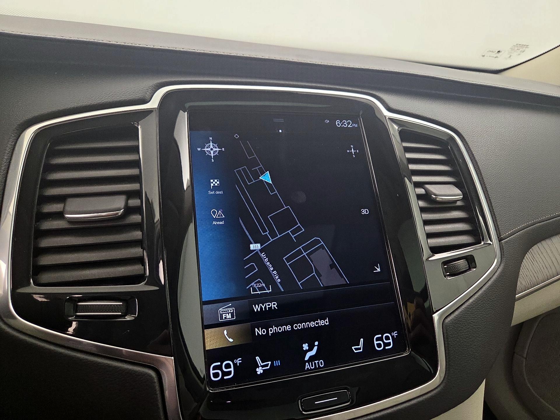 Thumbnail: 2021 Volvo XC90 - 14