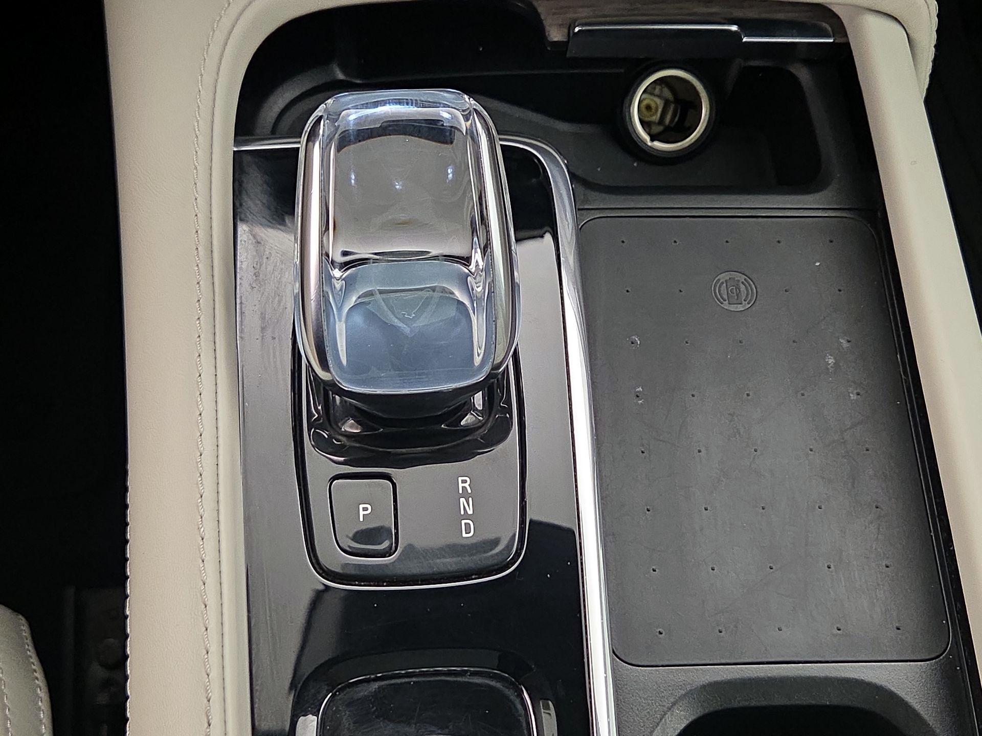 Thumbnail: 2021 Volvo XC90 - 18