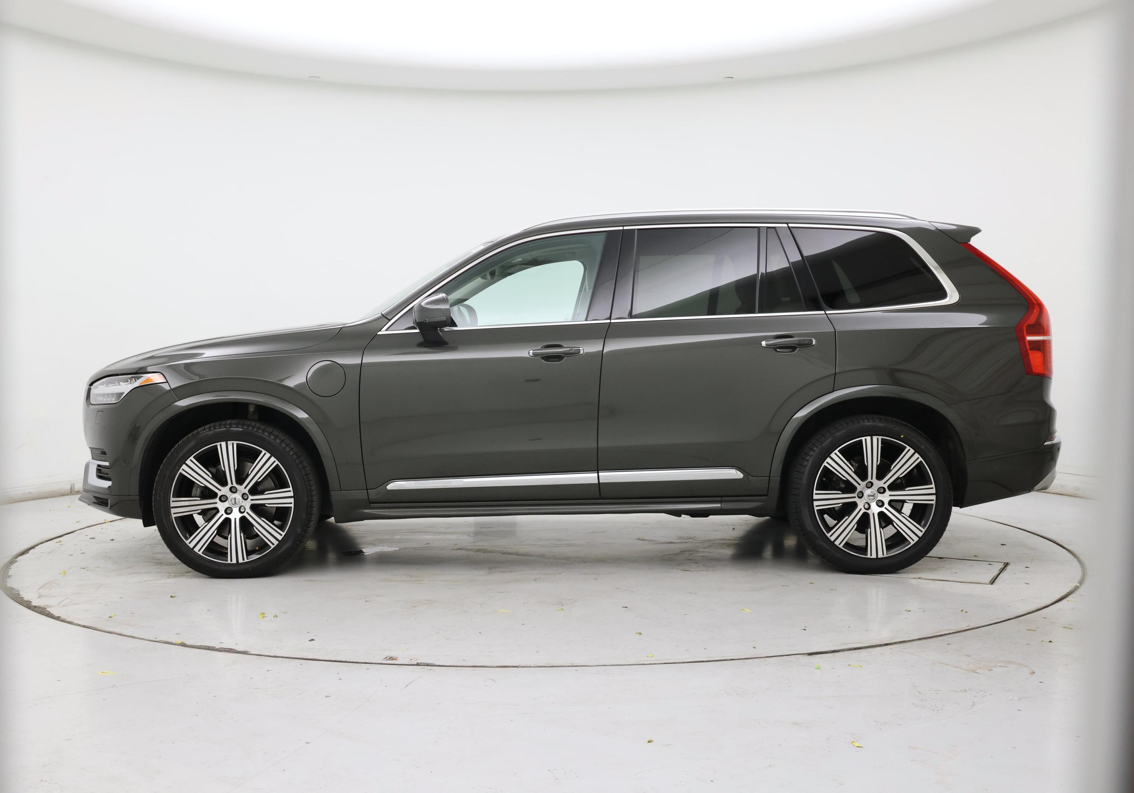 Thumbnail: 2021 Volvo XC90 - 3