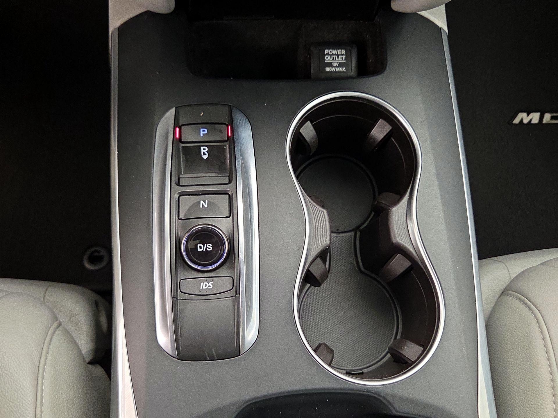 Thumbnail: 2016 Acura MDX - 18