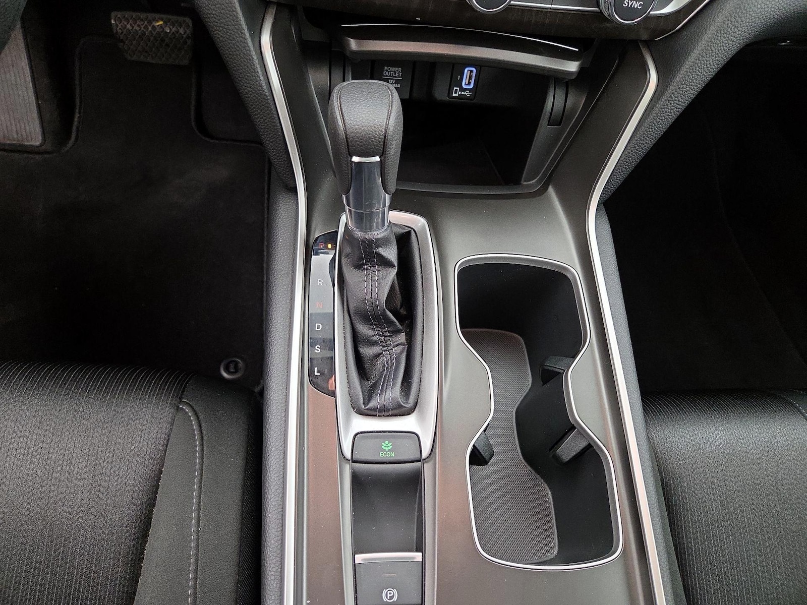 2018 Honda Accord EX - Photo 18