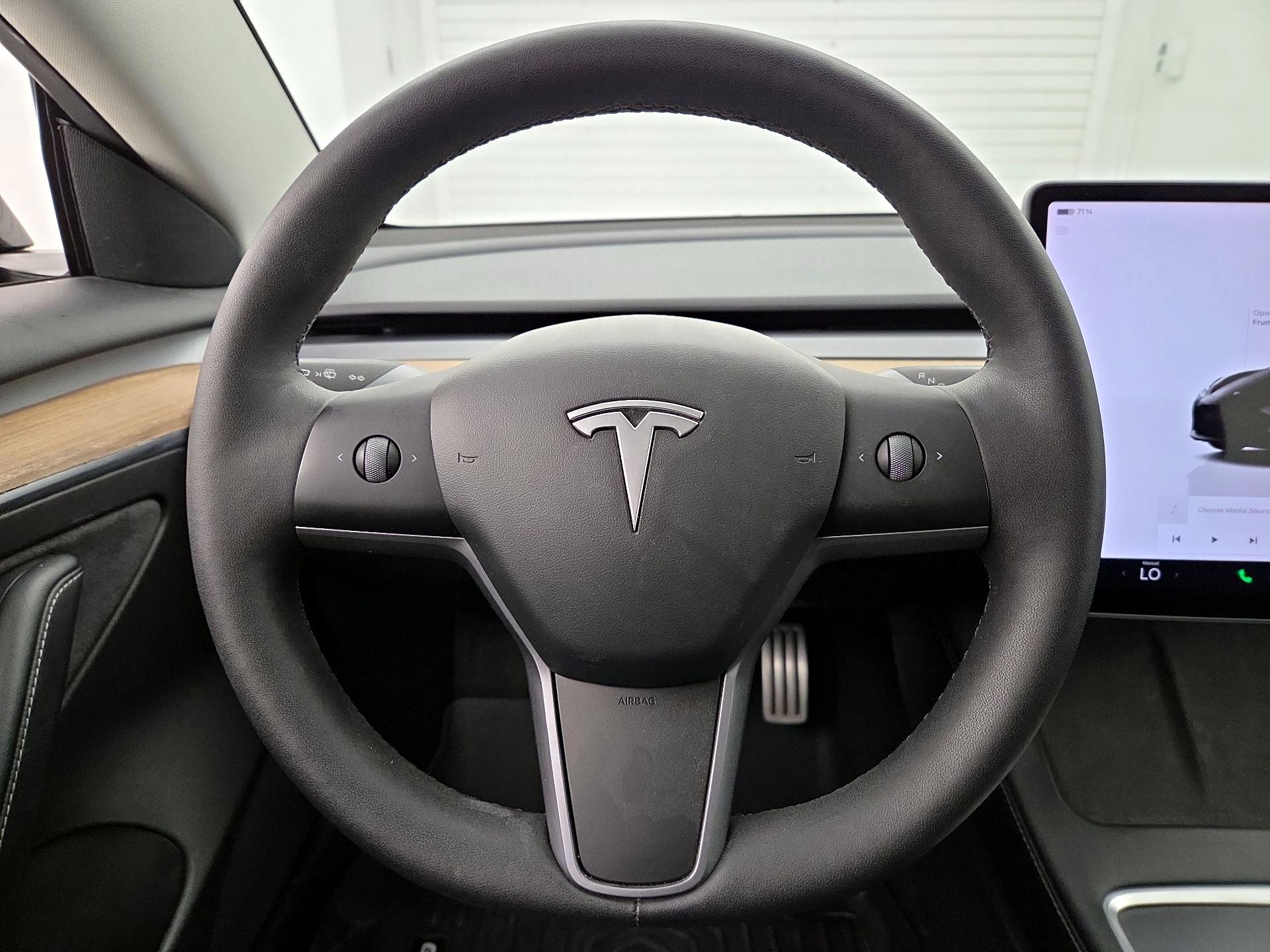 Thumbnail: 2022 Tesla Model 3 - 10
