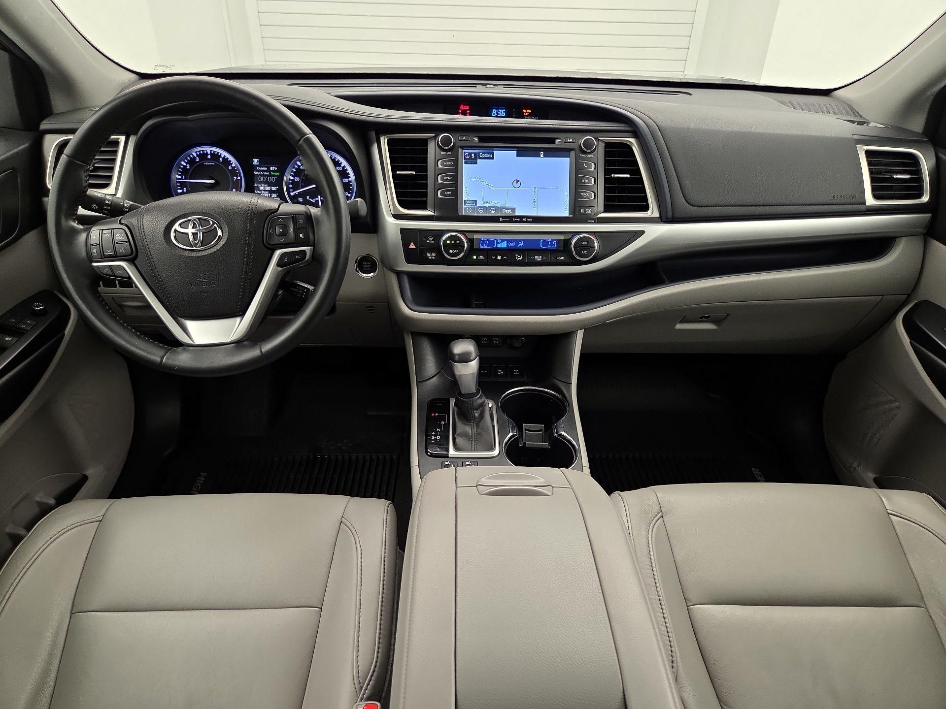 Thumbnail: 2017 Toyota Highlander - 9