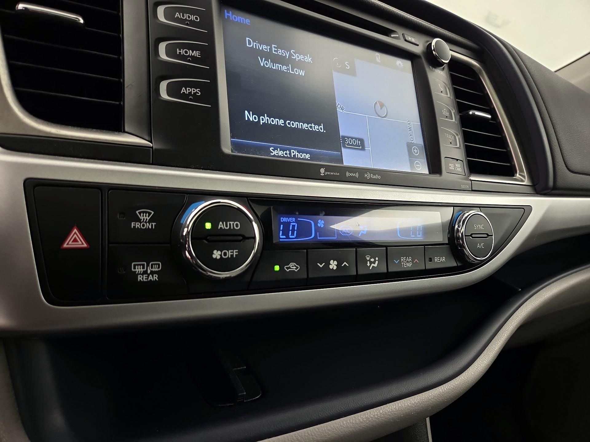 Thumbnail: 2017 Toyota Highlander - 17