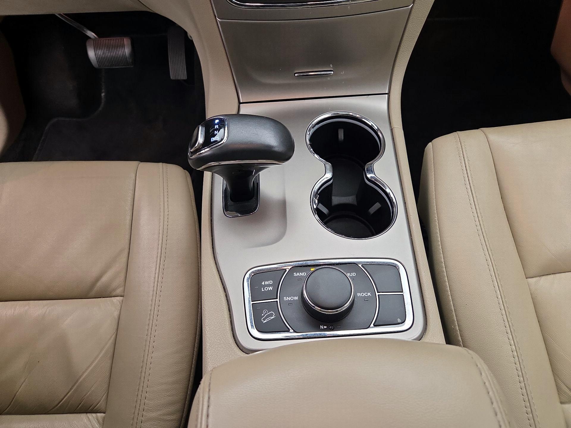 Thumbnail: 2014 Jeep Grand Cherokee - 18