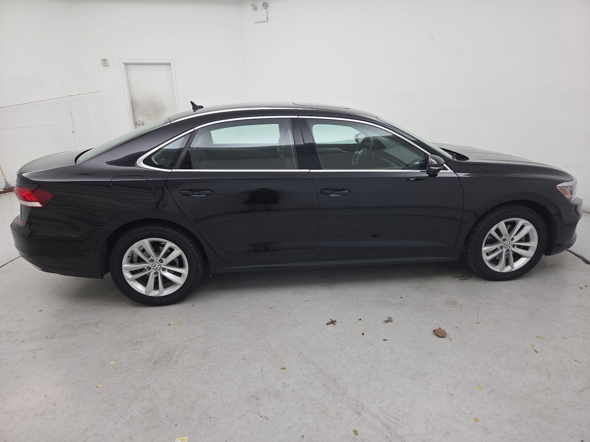 Thumbnail: 2020 Volkswagen Passat - 4