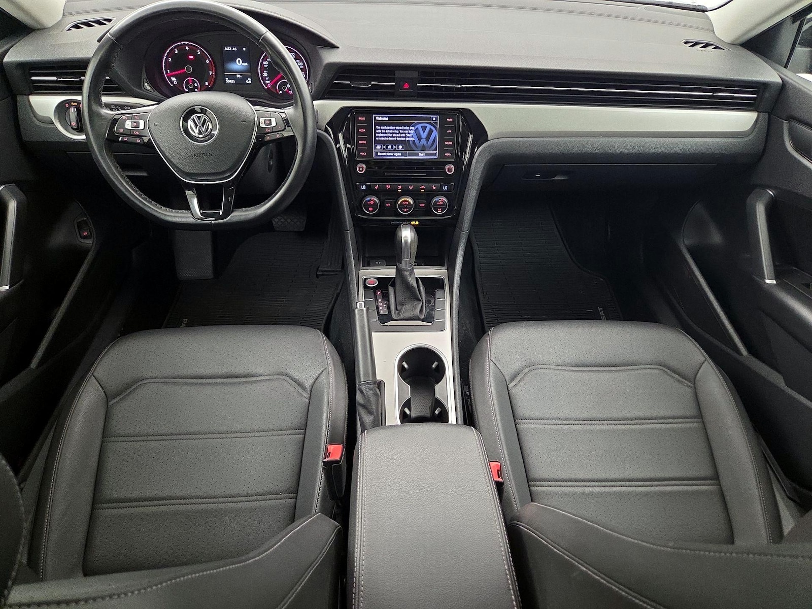 2020 Volkswagen Passat SE - Photo 8