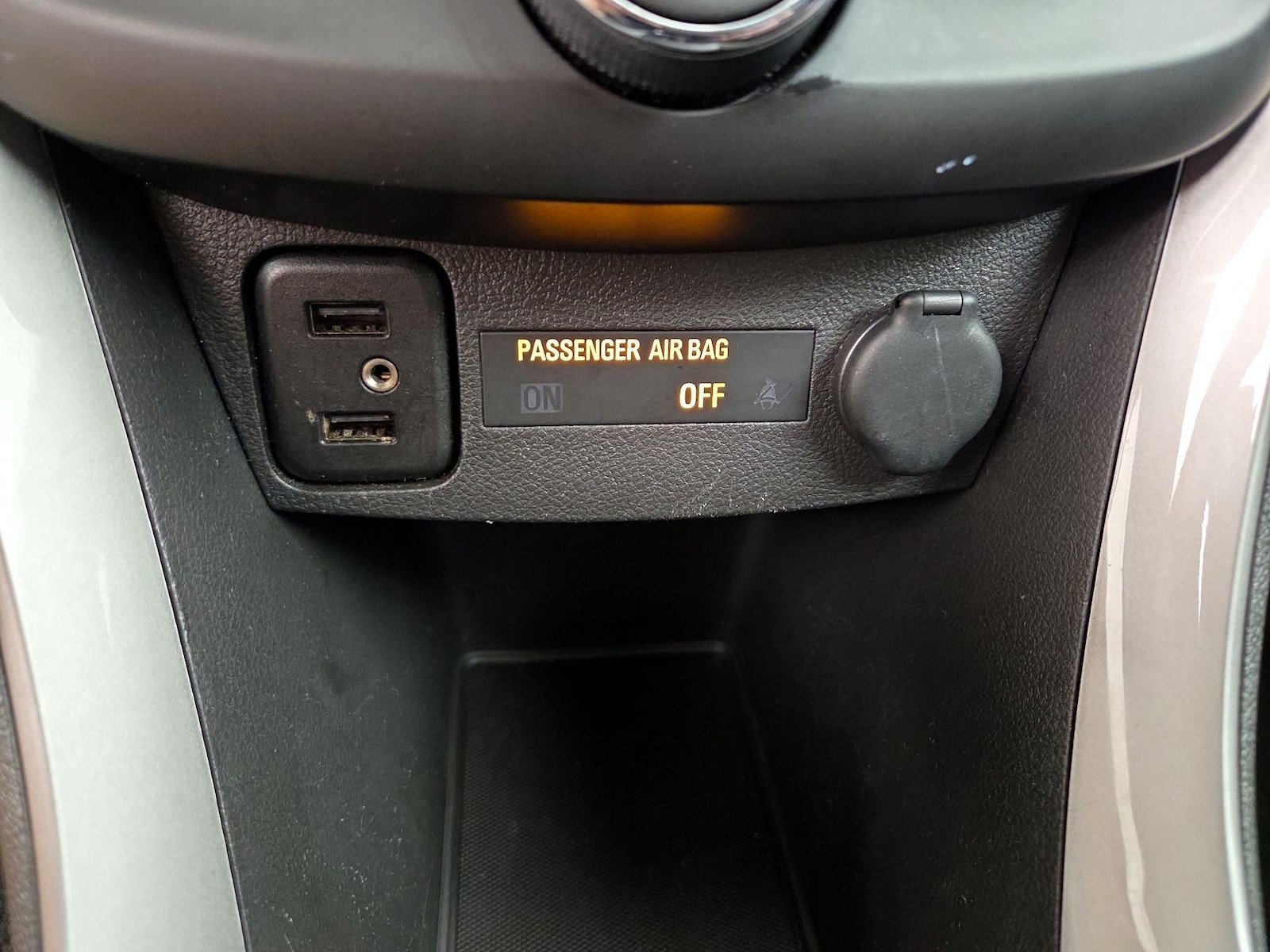 2020 Chevrolet Trax LT - Photo 19