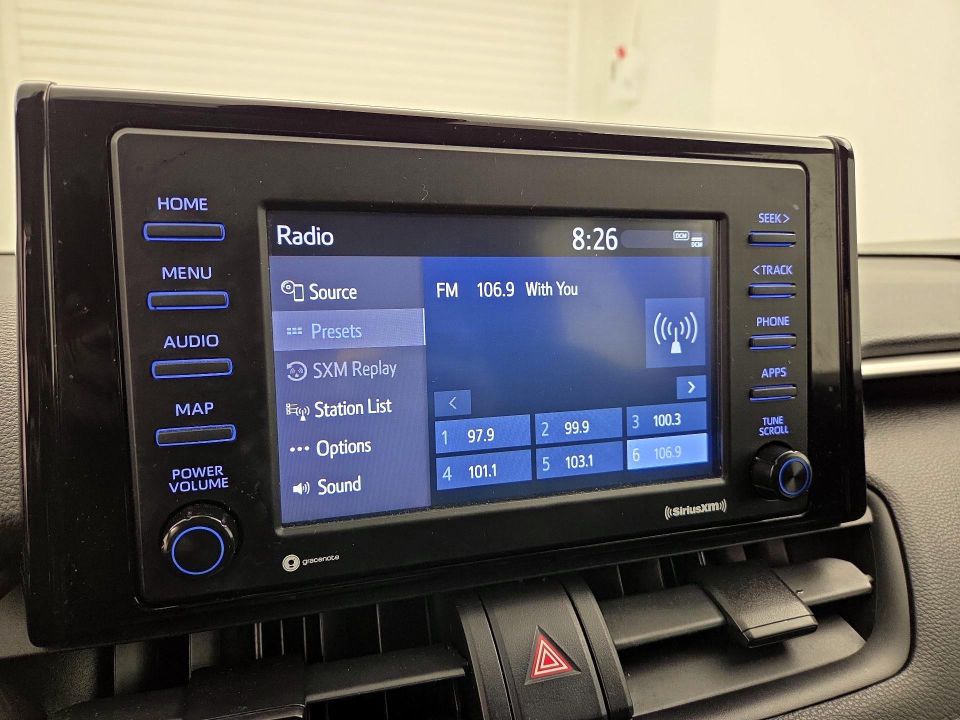 Thumbnail: 2021 Toyota RAV4 - 15