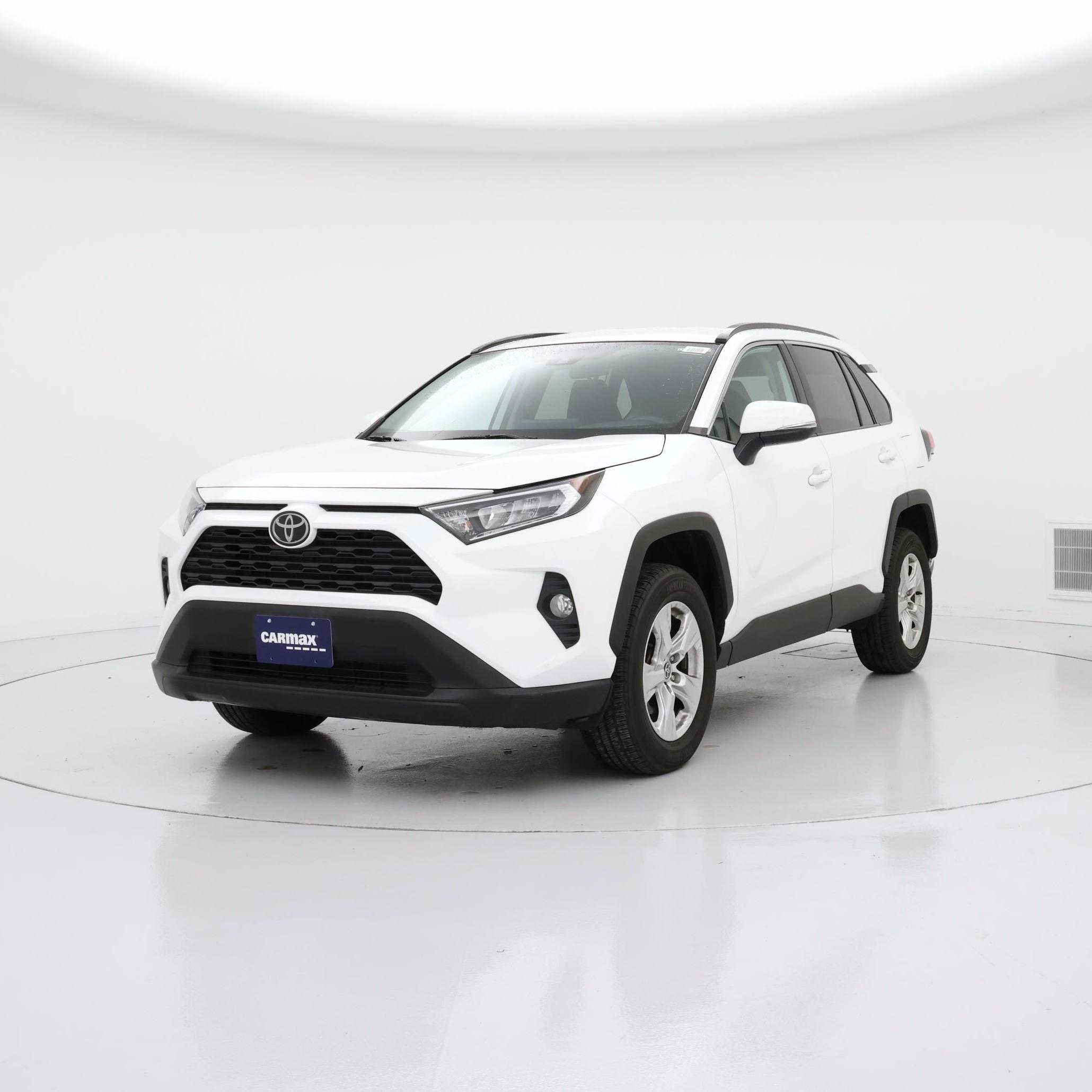 Thumbnail: 2021 Toyota RAV4 - 4