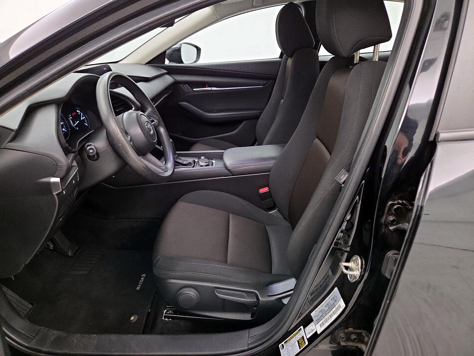 Thumbnail: 2021 Mazda Mazda3 - 19