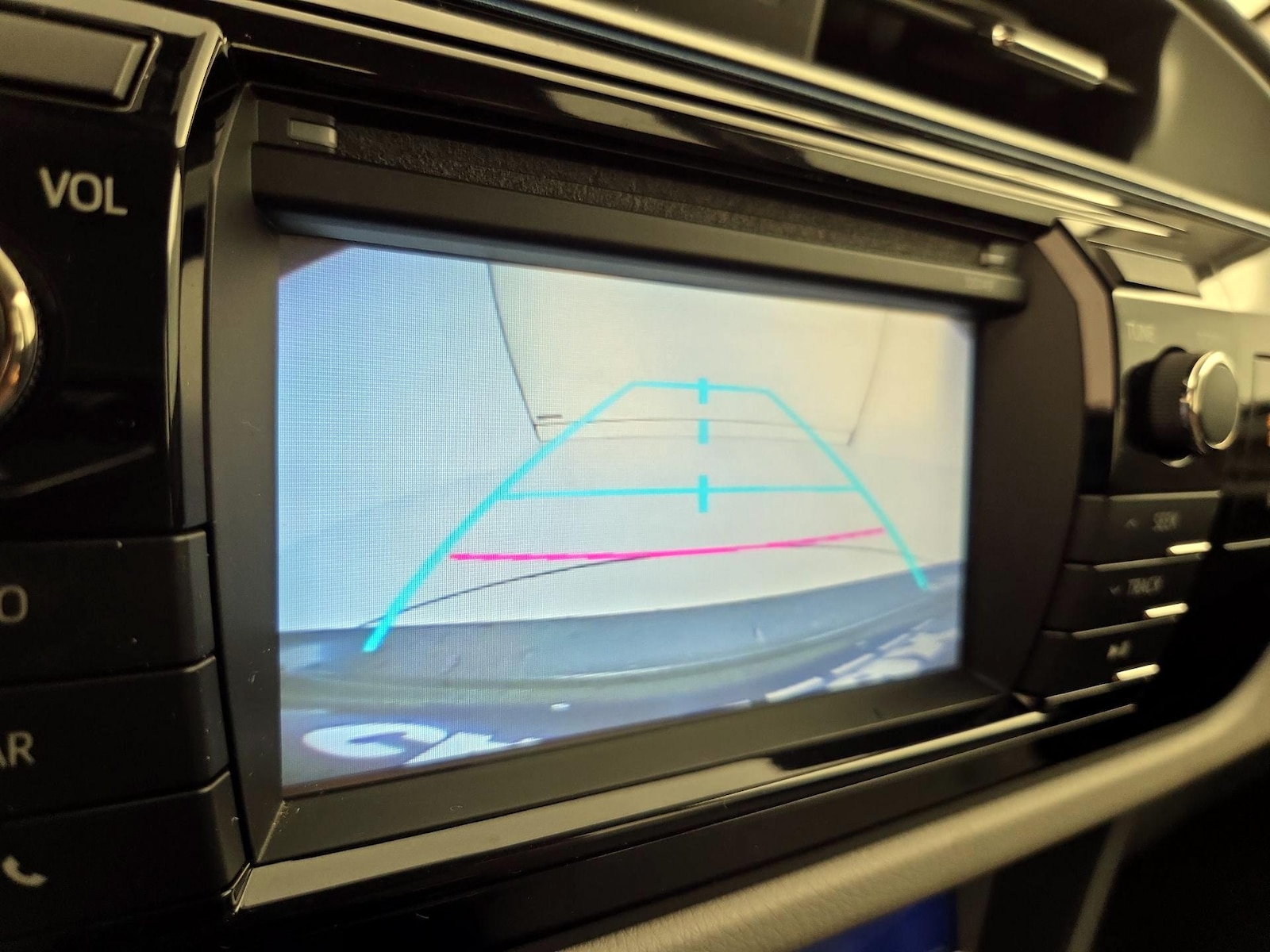 2014 Toyota Corolla LE - Photo 15