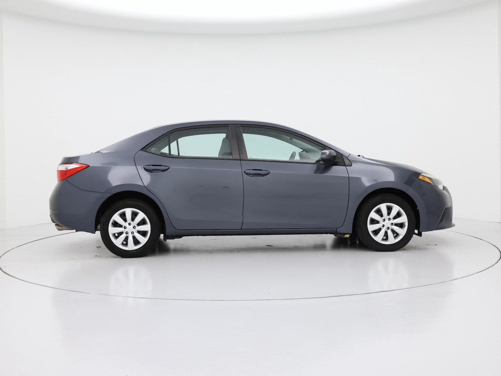 2014 Toyota Corolla LE - Photo 8