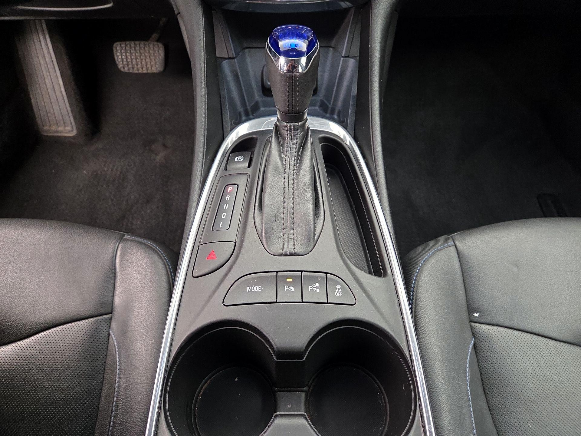 Thumbnail: 2017 Chevrolet Volt - 18