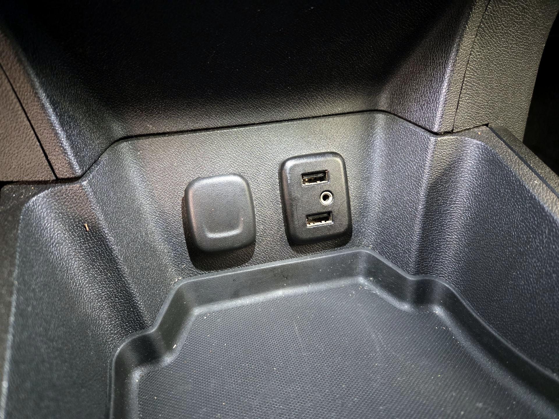 Thumbnail: 2017 Chevrolet Volt - 19