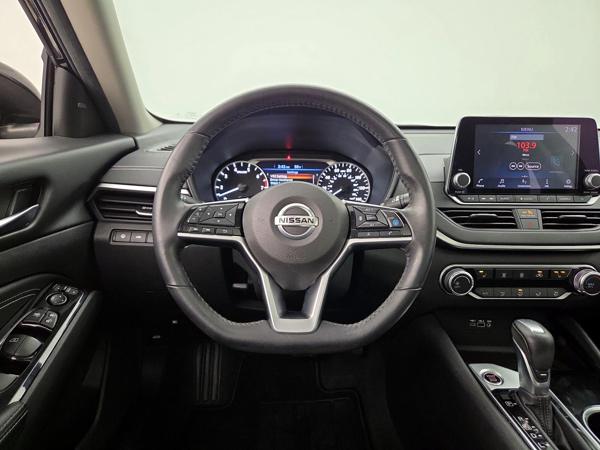 Thumbnail: 2021 Nissan Altima - 10