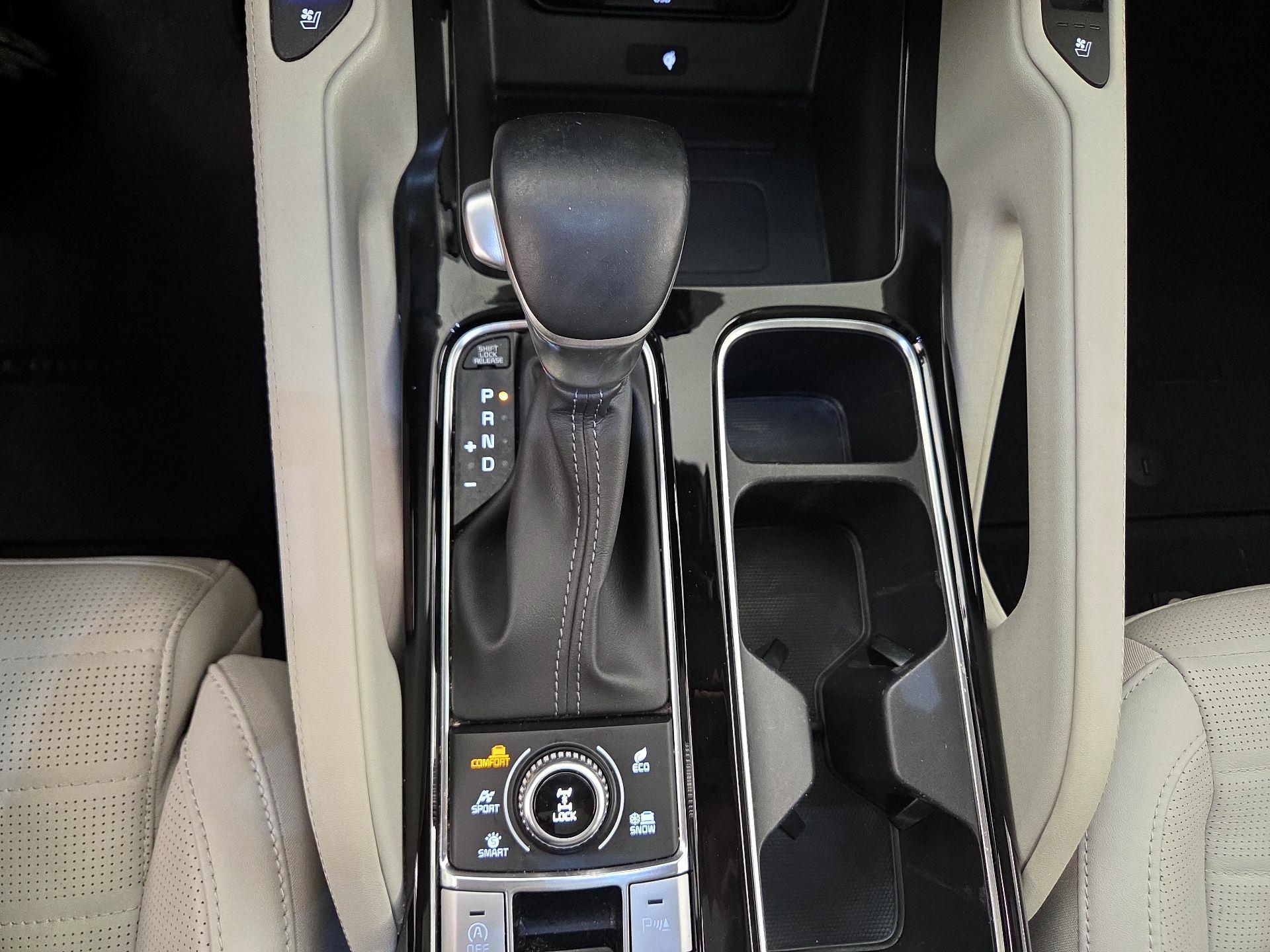 Thumbnail: 2022 Kia Telluride - 16