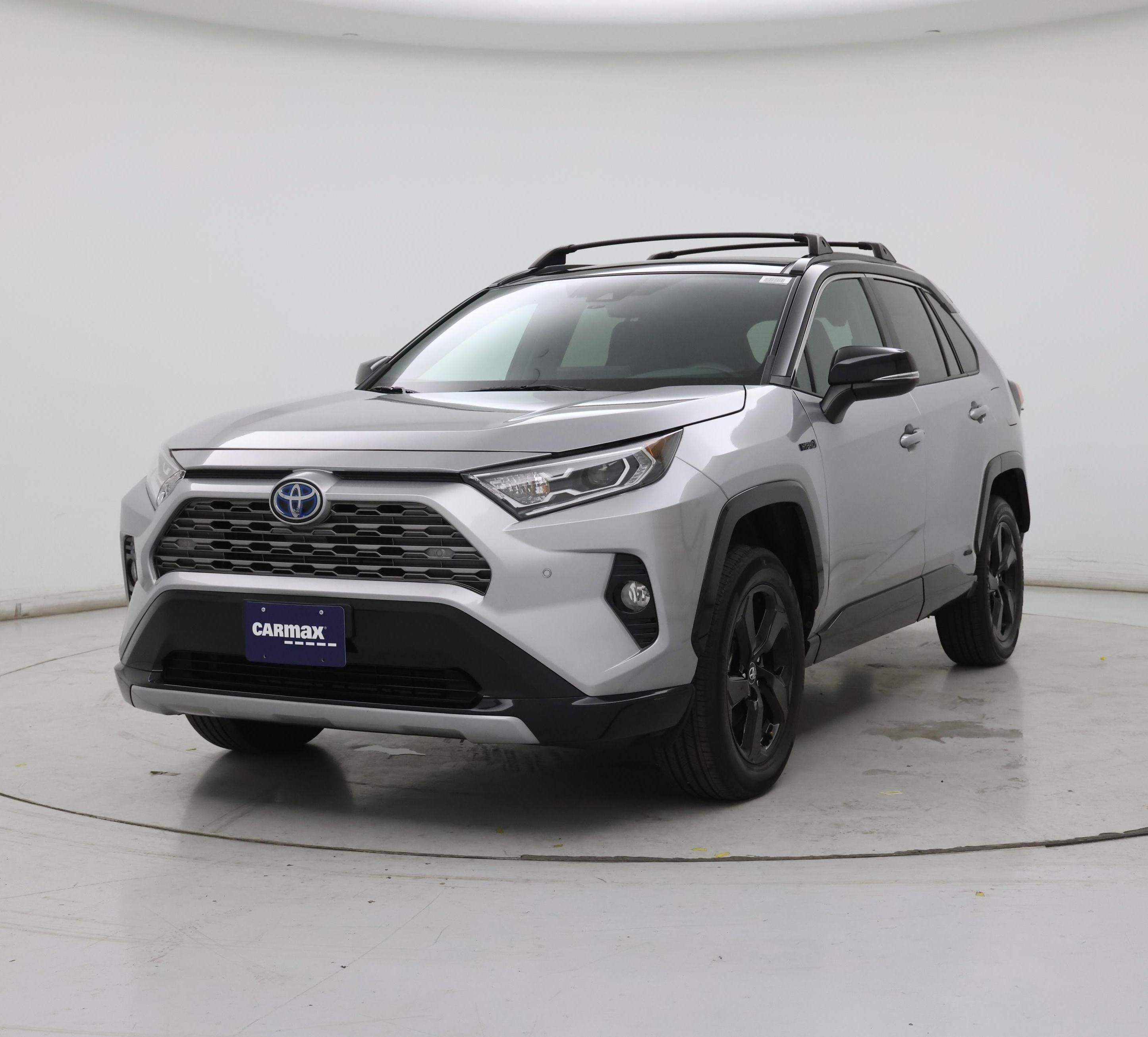 Thumbnail: 2021 Toyota RAV4 - 4