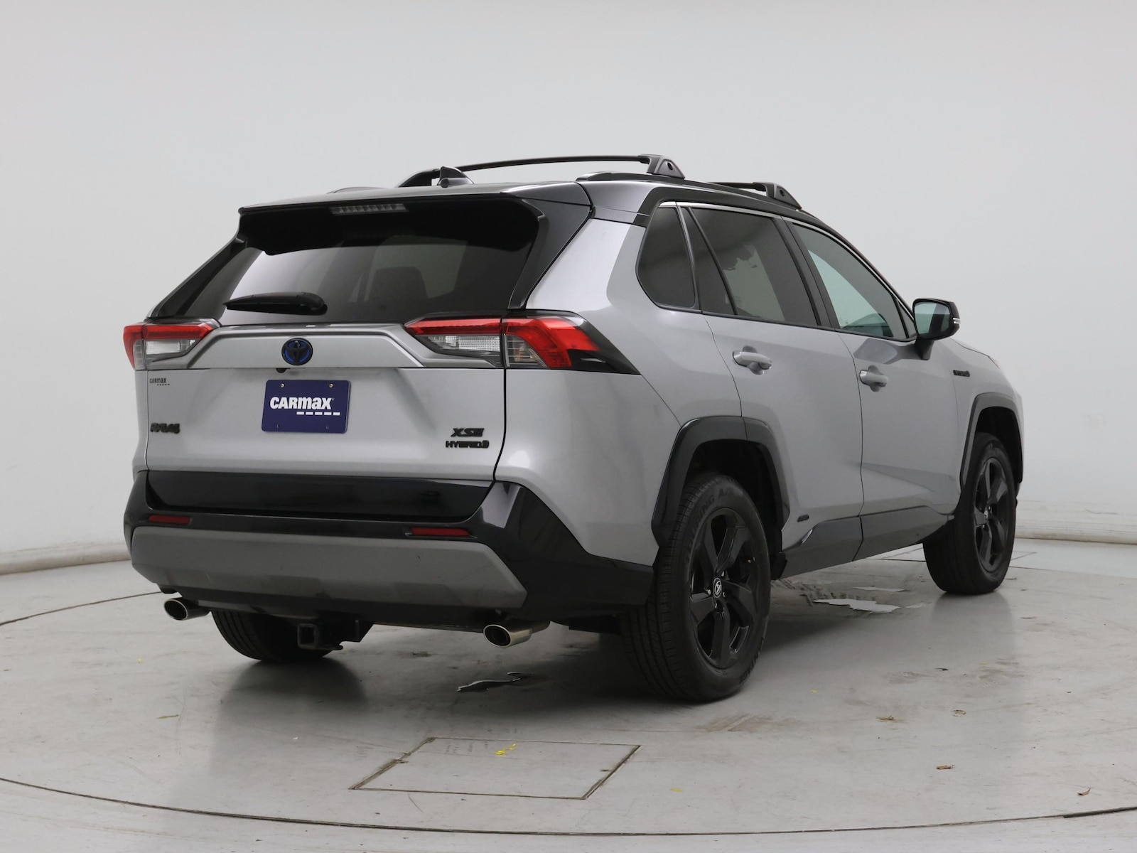 2021 Toyota RAV4 XSE - Photo 9