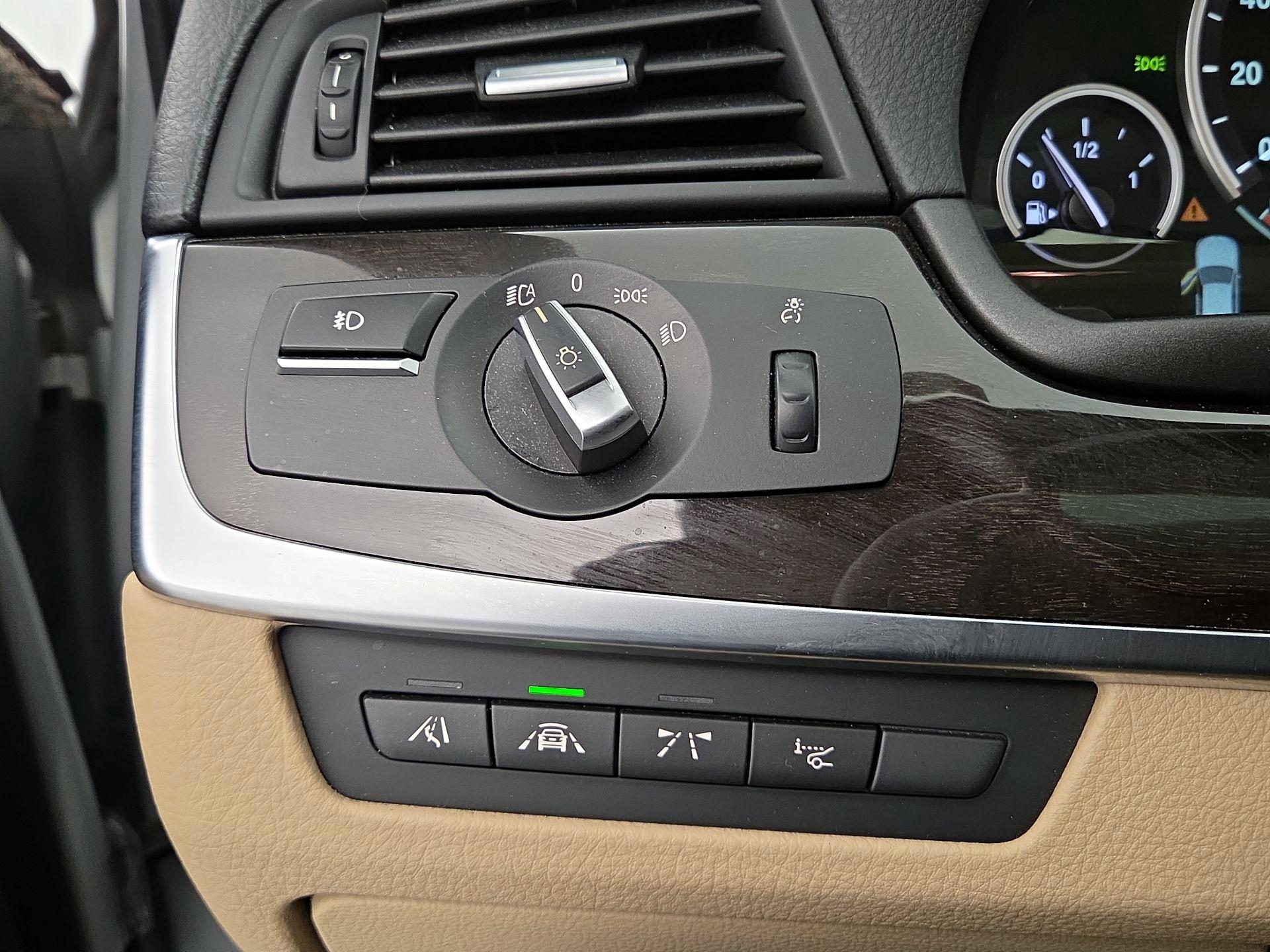 Thumbnail: 2016 BMW 5 Series - 13