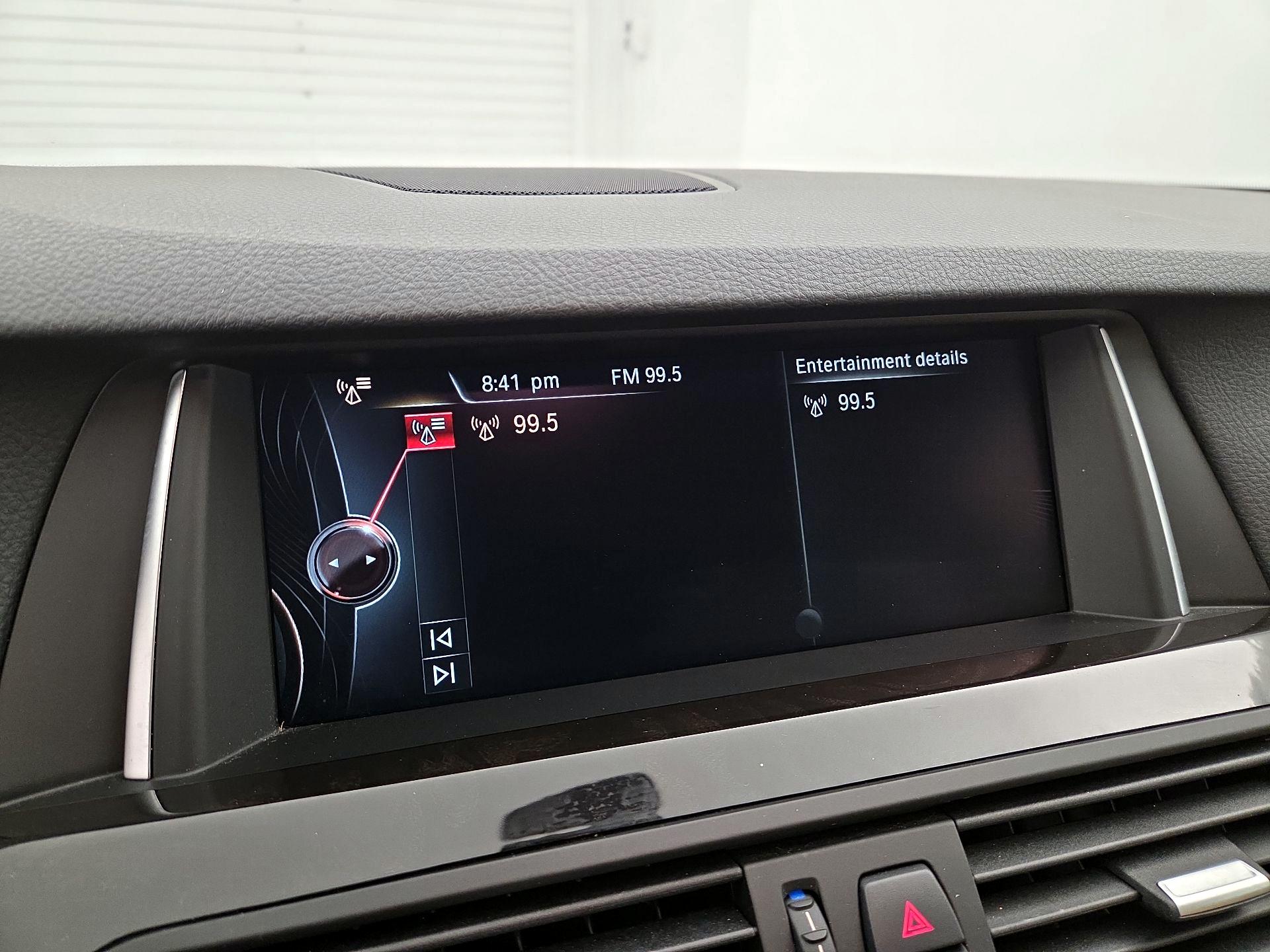Thumbnail: 2016 BMW 5 Series - 16