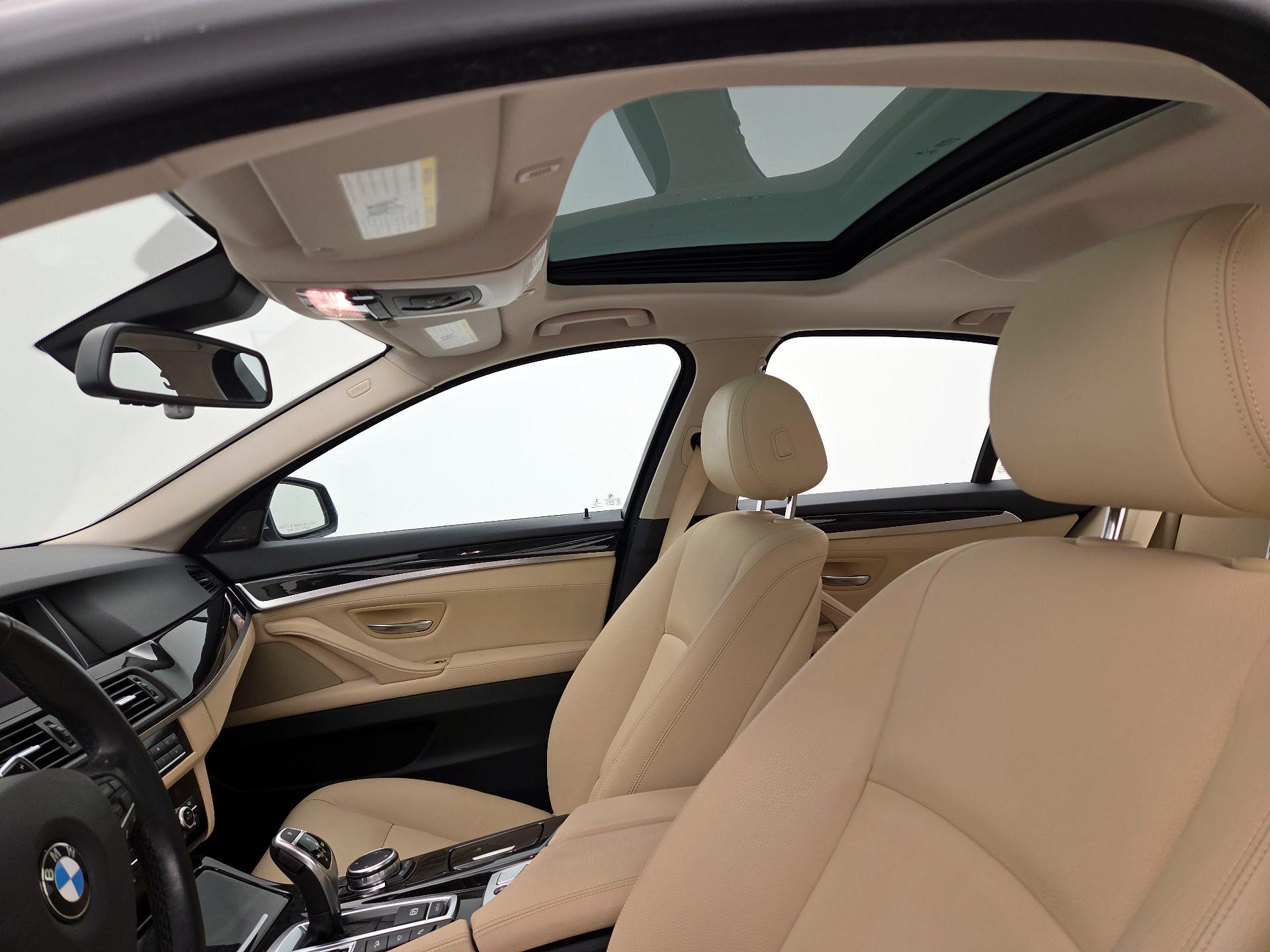 Thumbnail: 2016 BMW 5 Series - 20