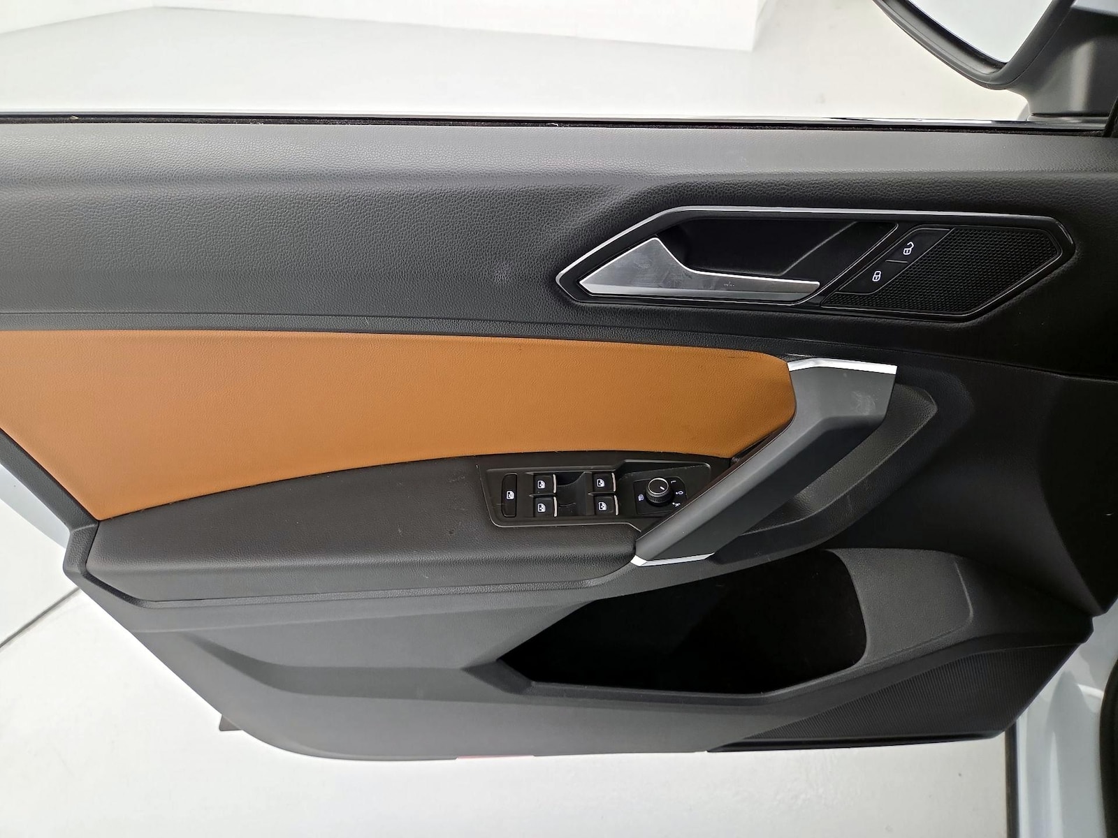 2018 Volkswagen Tiguan SE - Photo 13