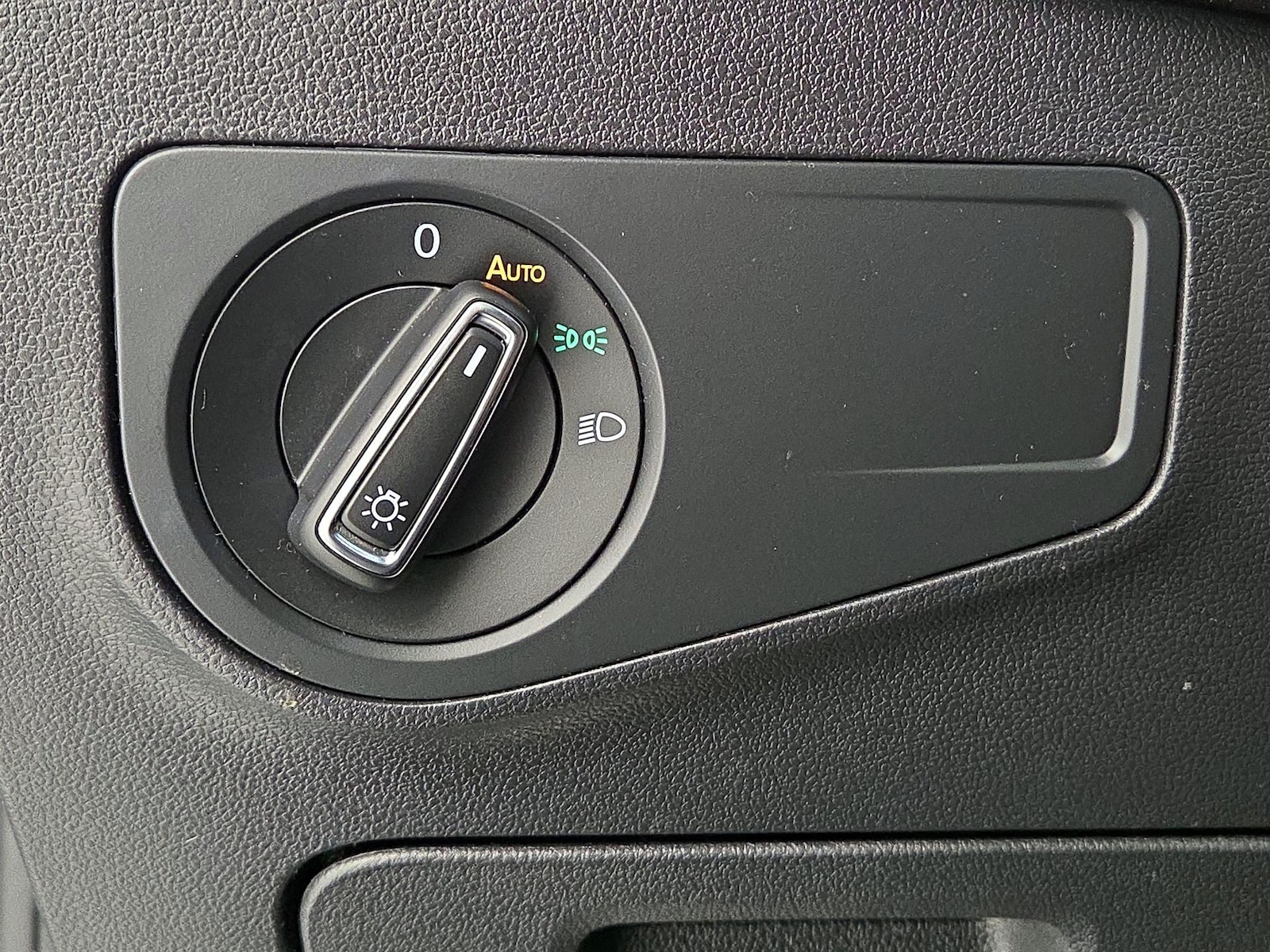 2018 Volkswagen Tiguan SE - Photo 14