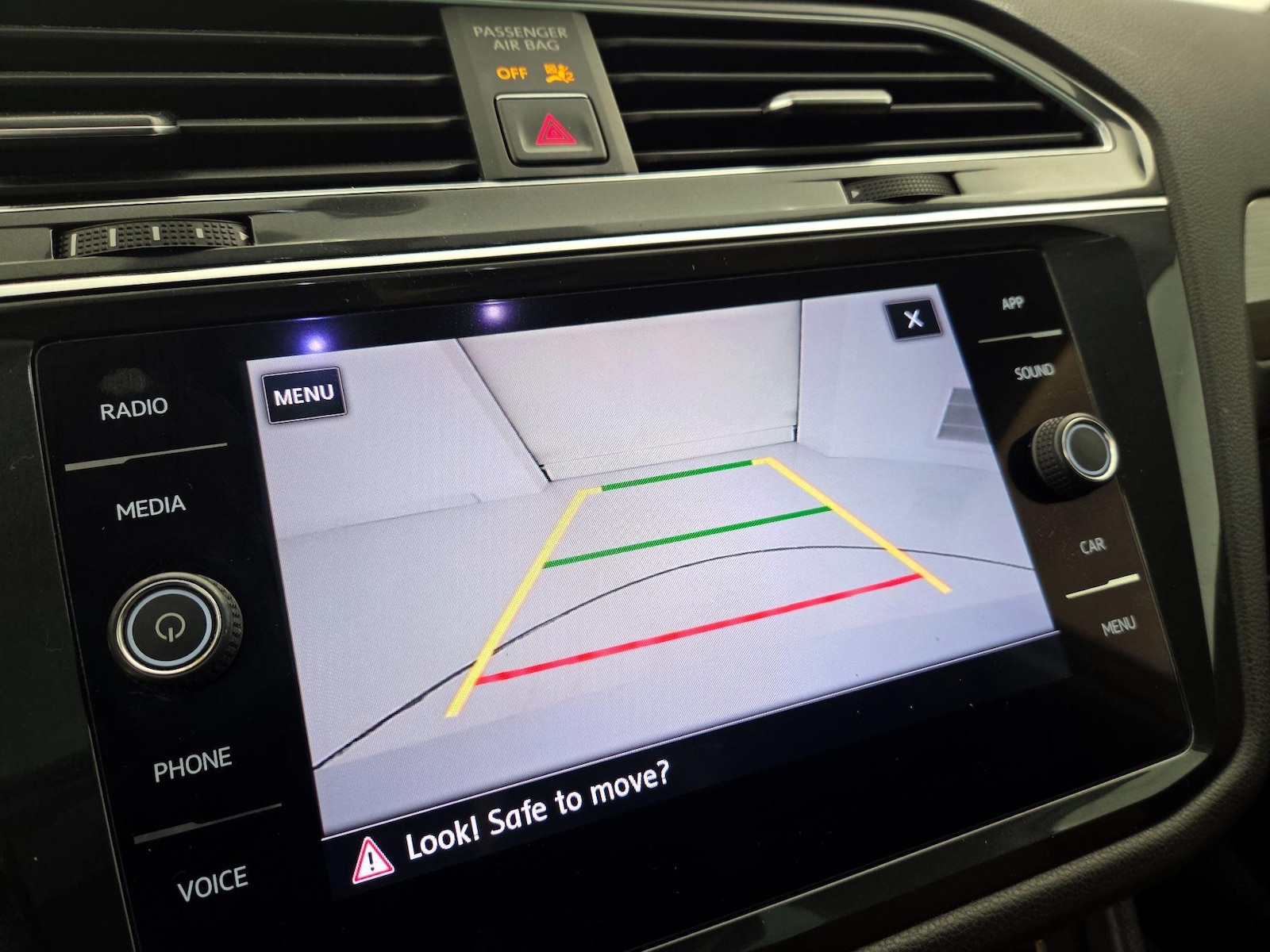 2018 Volkswagen Tiguan SE - Photo 15