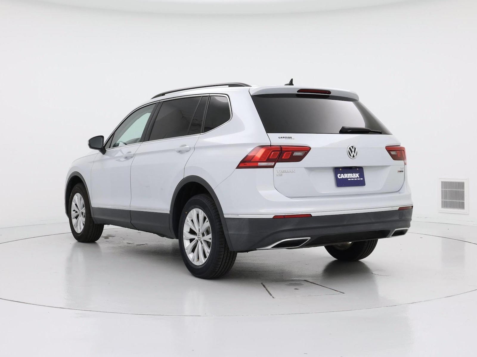 2018 Volkswagen Tiguan SE - Photo 3