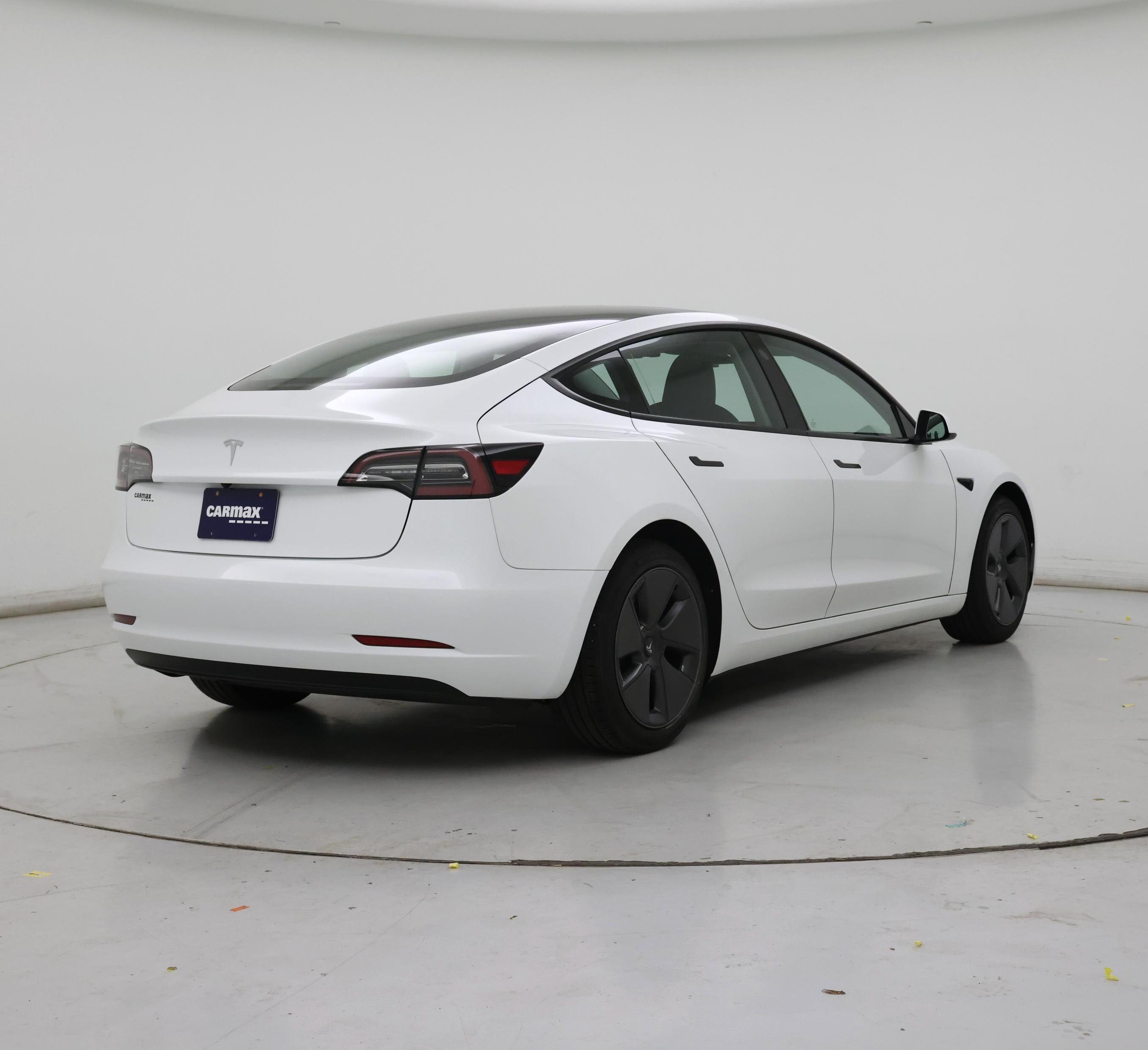 Thumbnail: 2023 Tesla Model 3 - 8