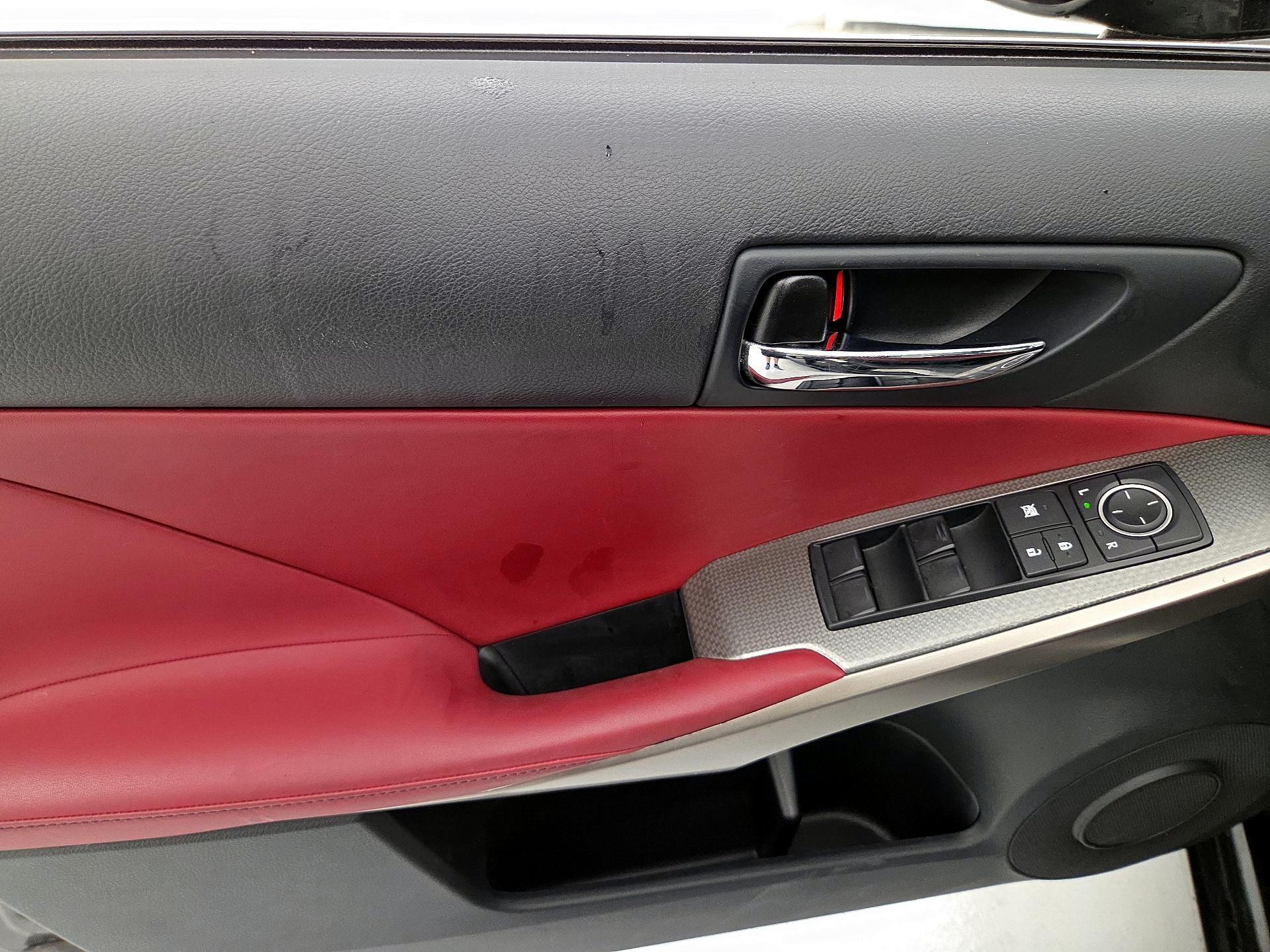 Thumbnail: 2014 Lexus IS - 12