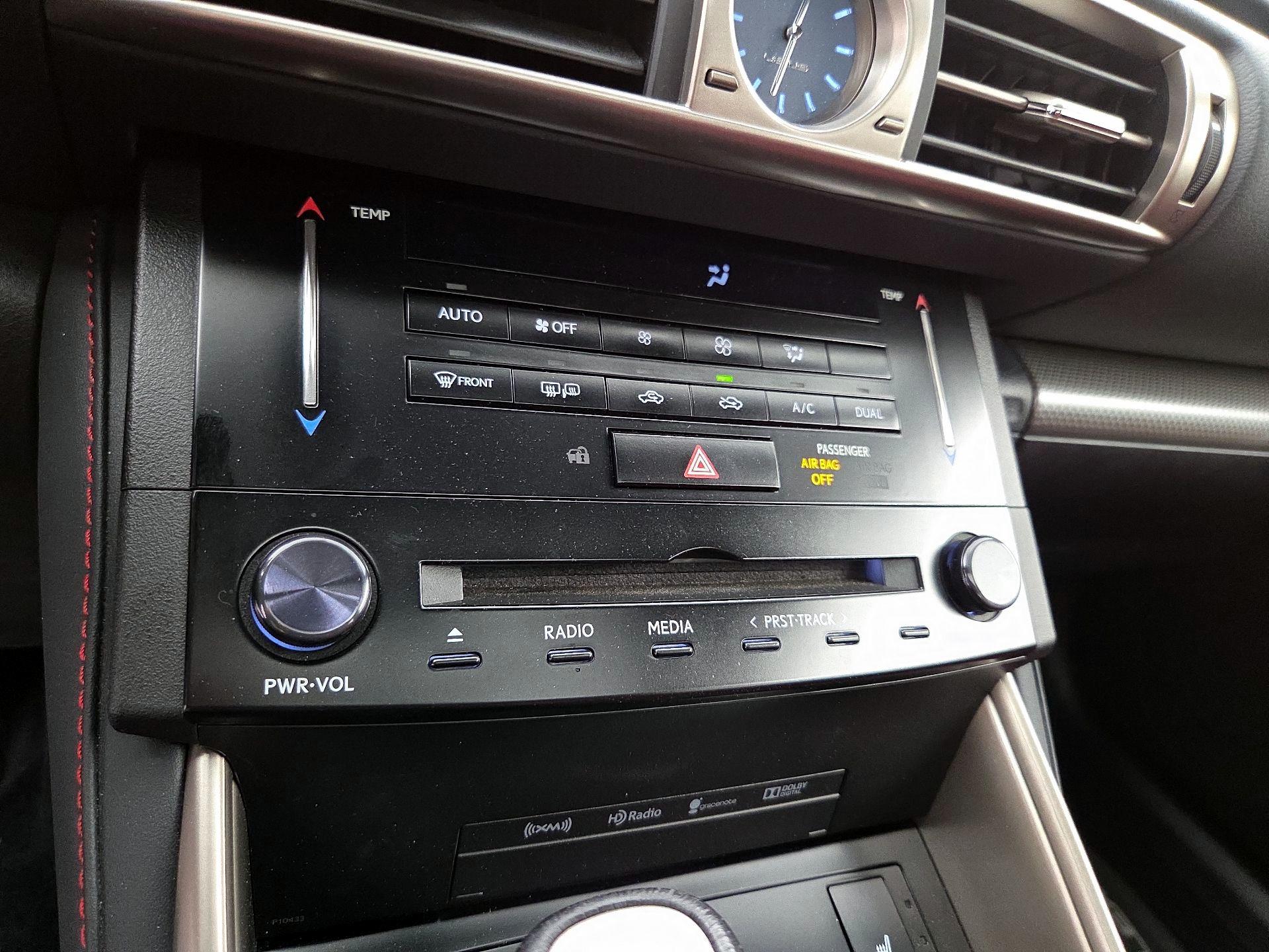 Thumbnail: 2014 Lexus IS - 16