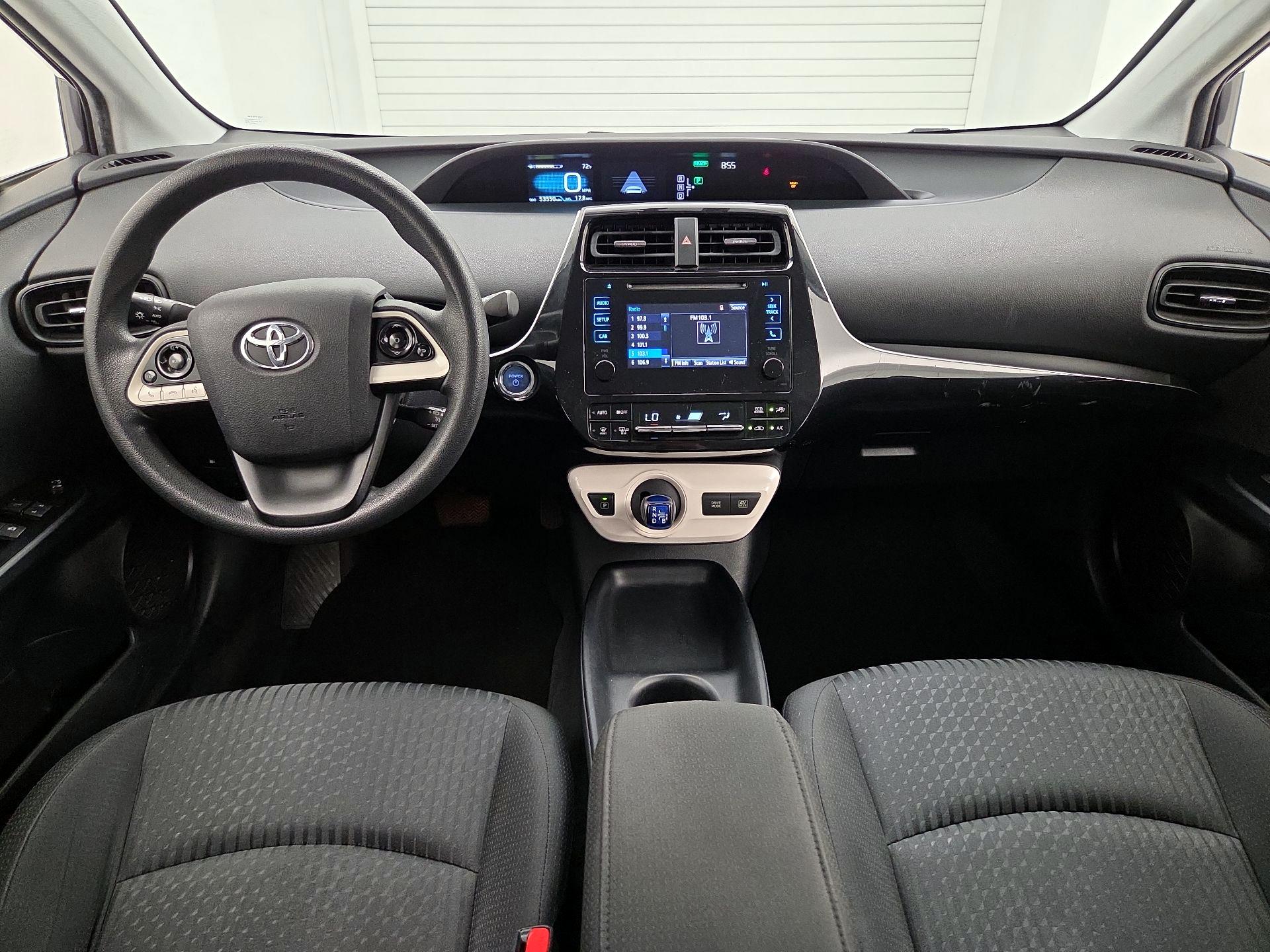 Thumbnail: 2016 Toyota Prius - 9