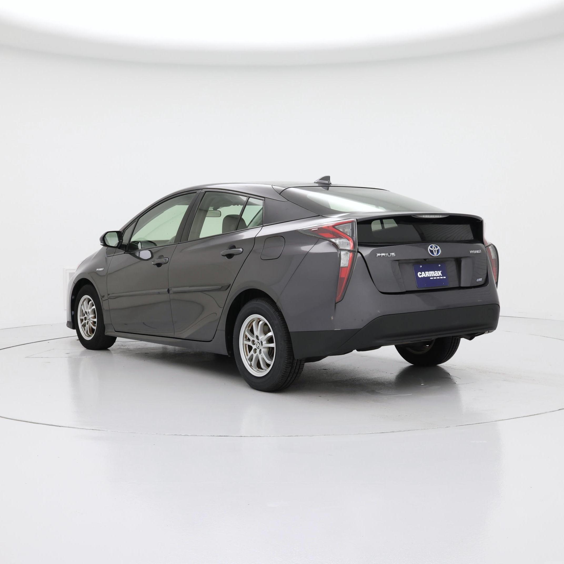 Thumbnail: 2016 Toyota Prius - 2