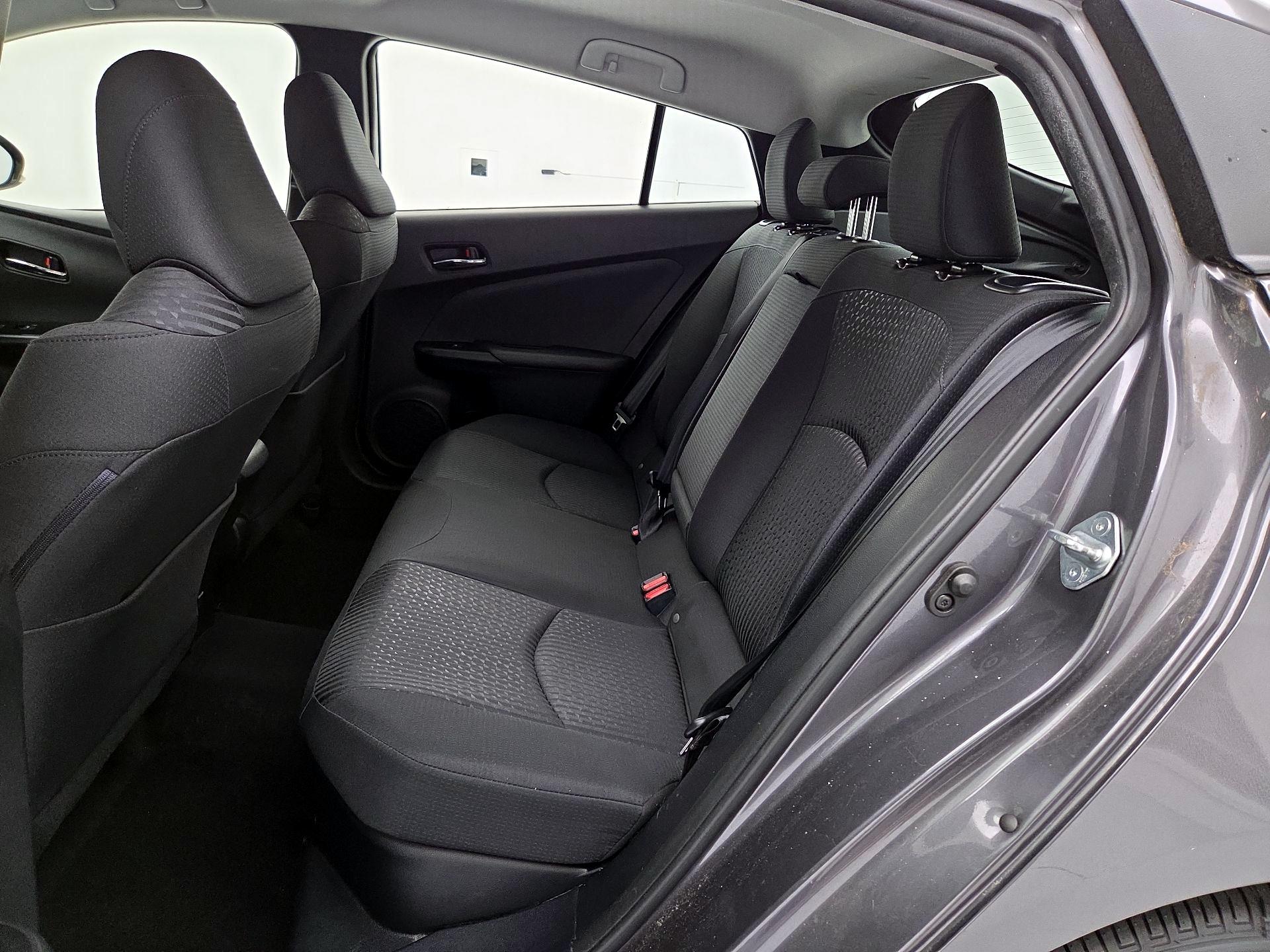 Thumbnail: 2016 Toyota Prius - 19