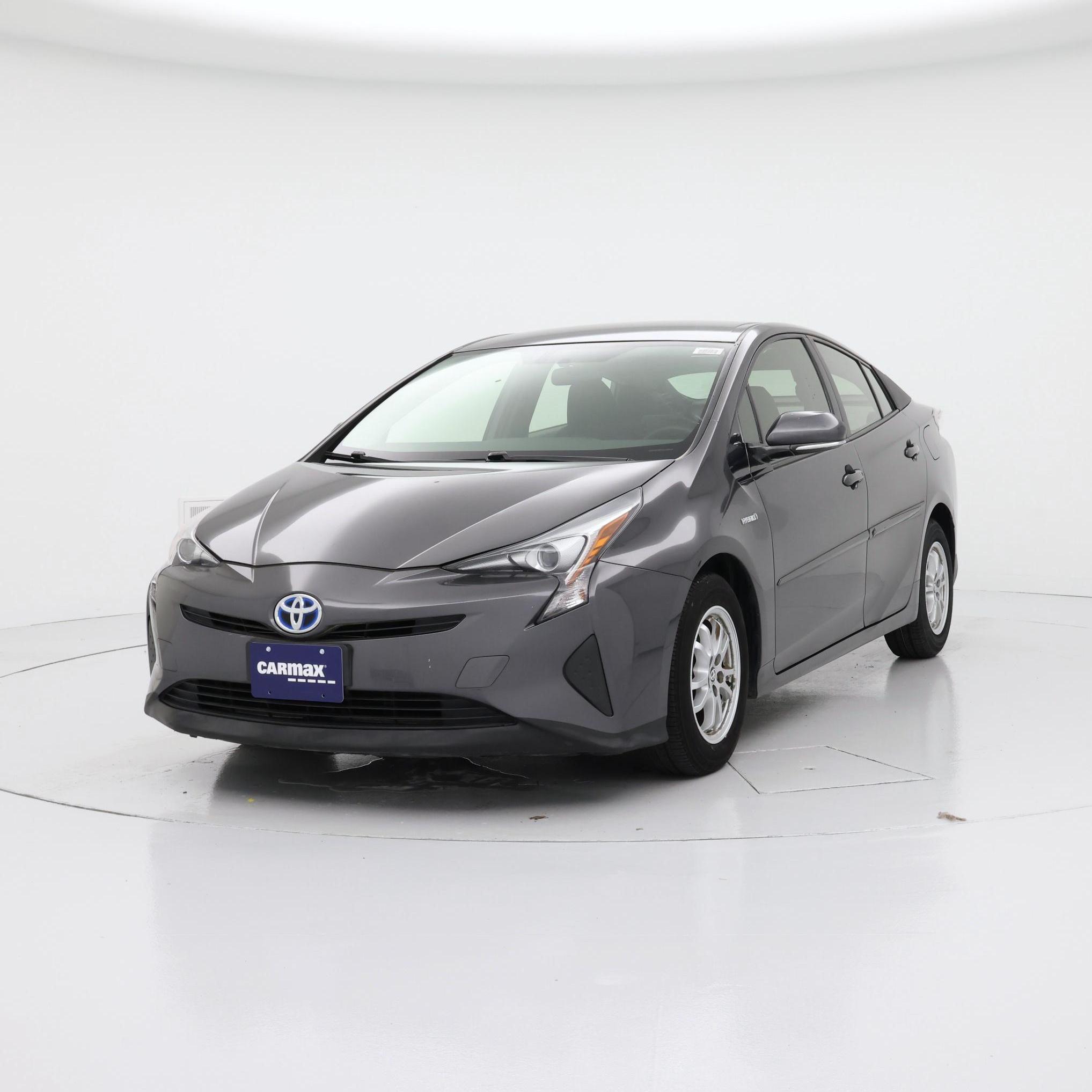 Thumbnail: 2016 Toyota Prius - 4