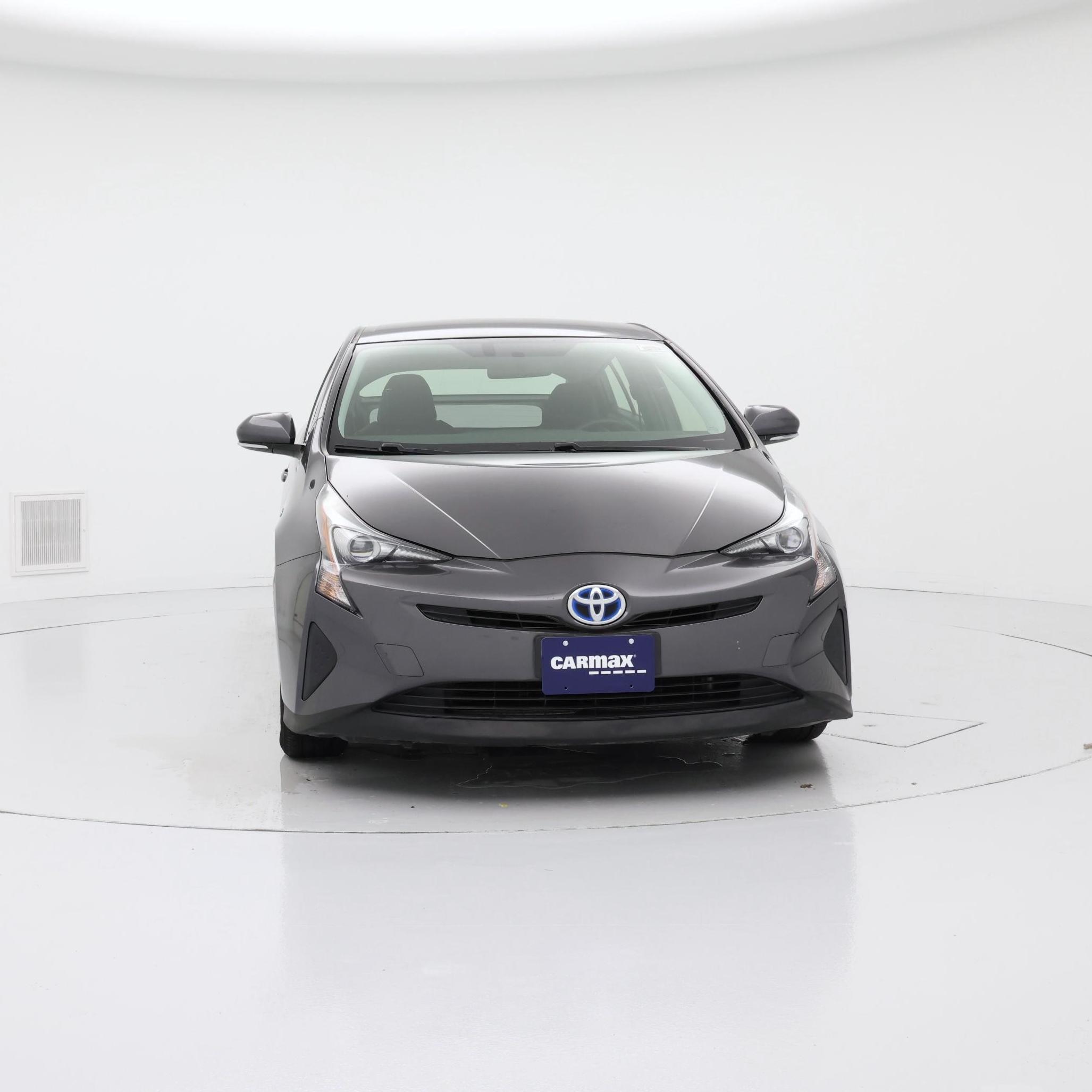 Thumbnail: 2016 Toyota Prius - 5