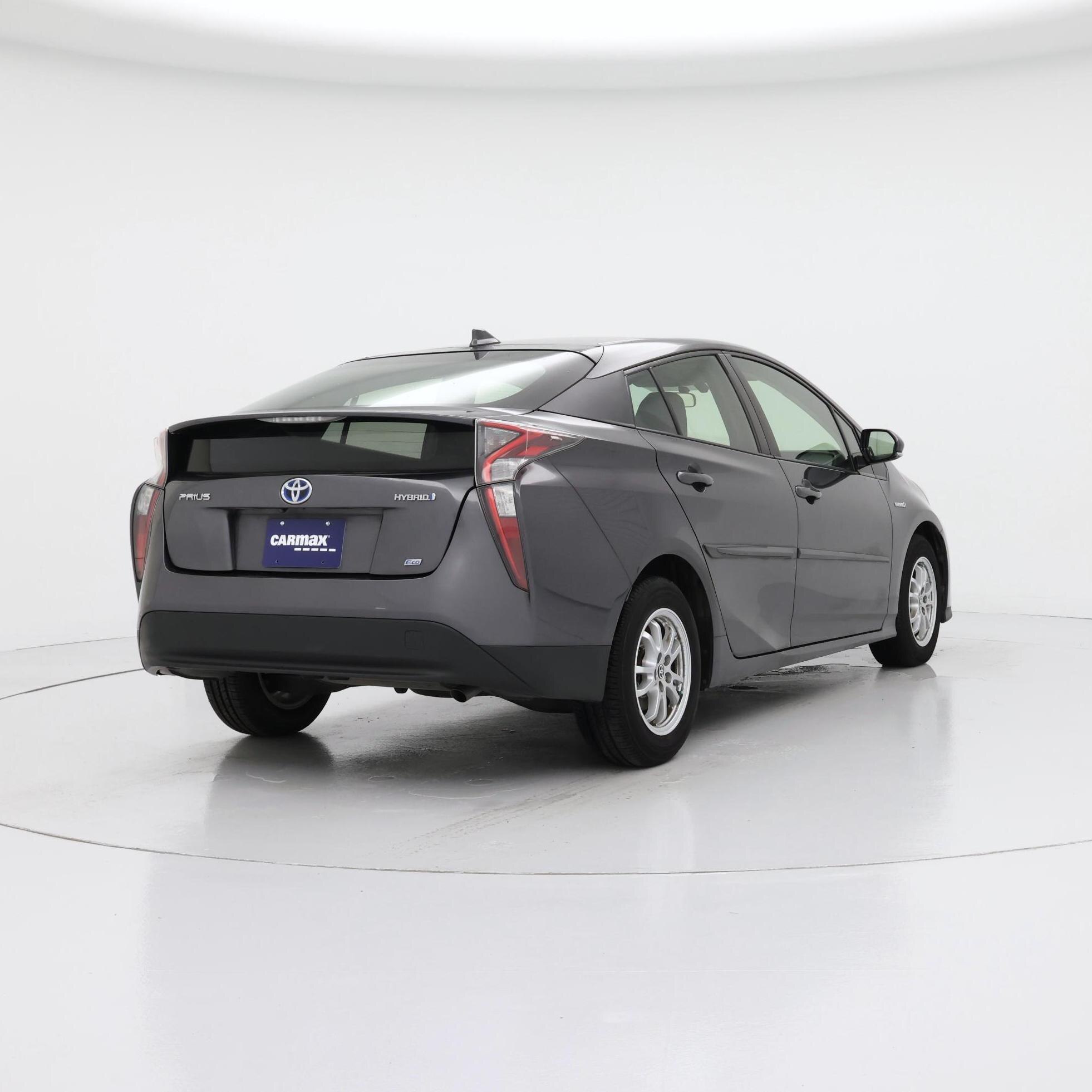 Thumbnail: 2016 Toyota Prius - 8