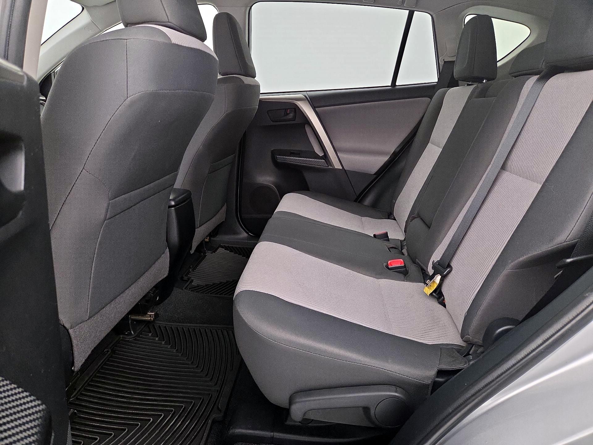 Thumbnail: 2014 Toyota RAV4 - 19