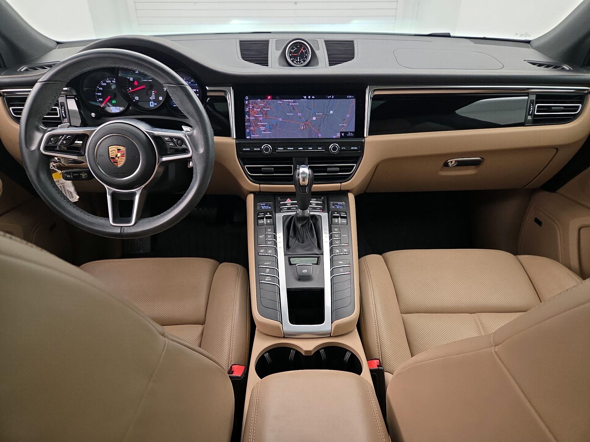 Thumbnail: 2020 Porsche Macan - 9