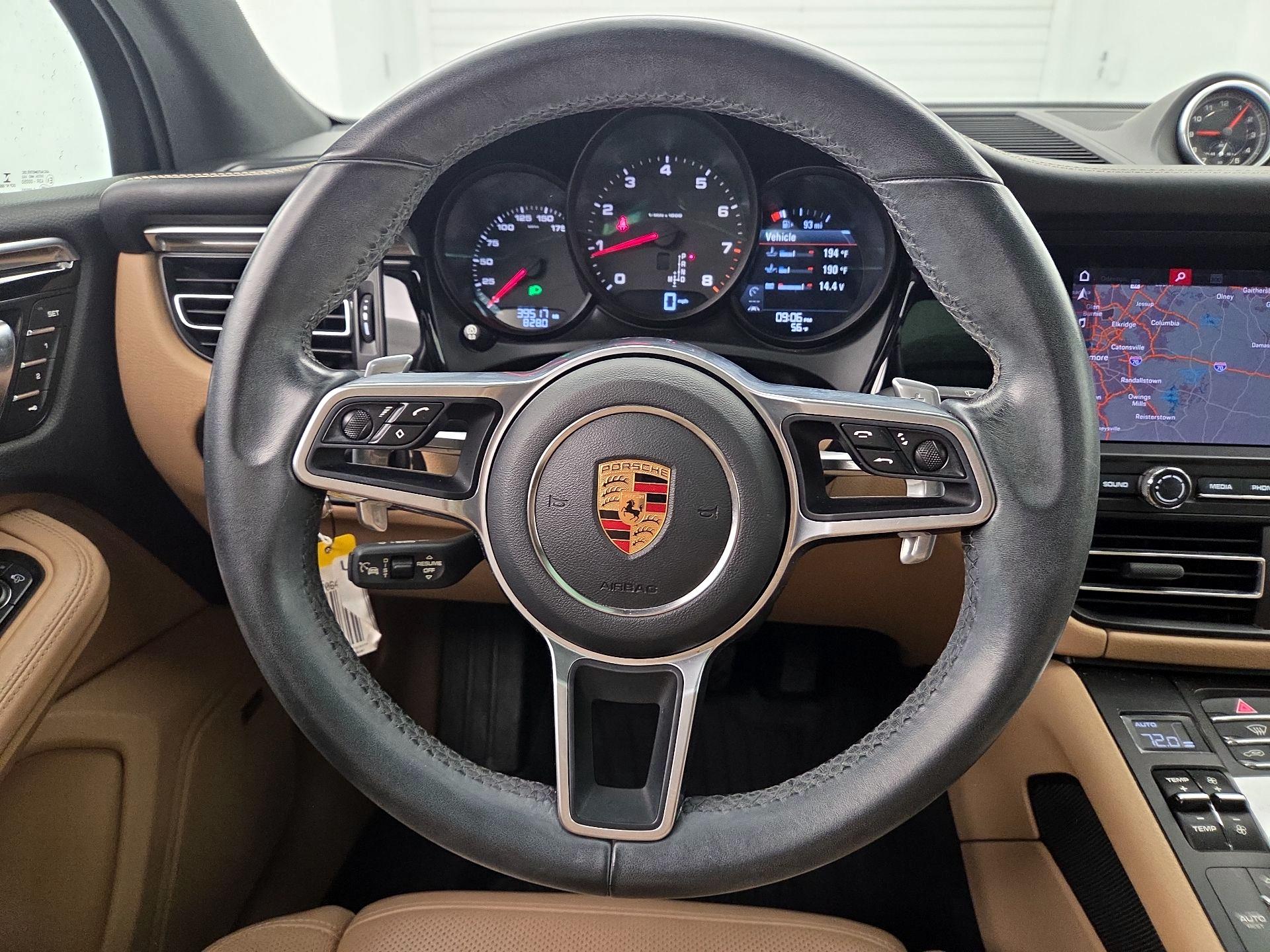 Thumbnail: 2020 Porsche Macan - 10