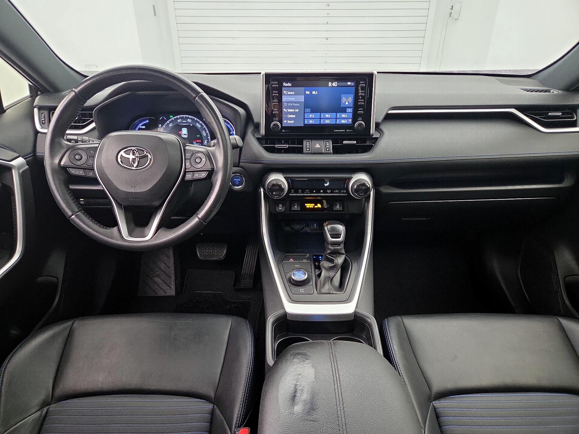 Thumbnail: 2020 Toyota RAV4 - 9