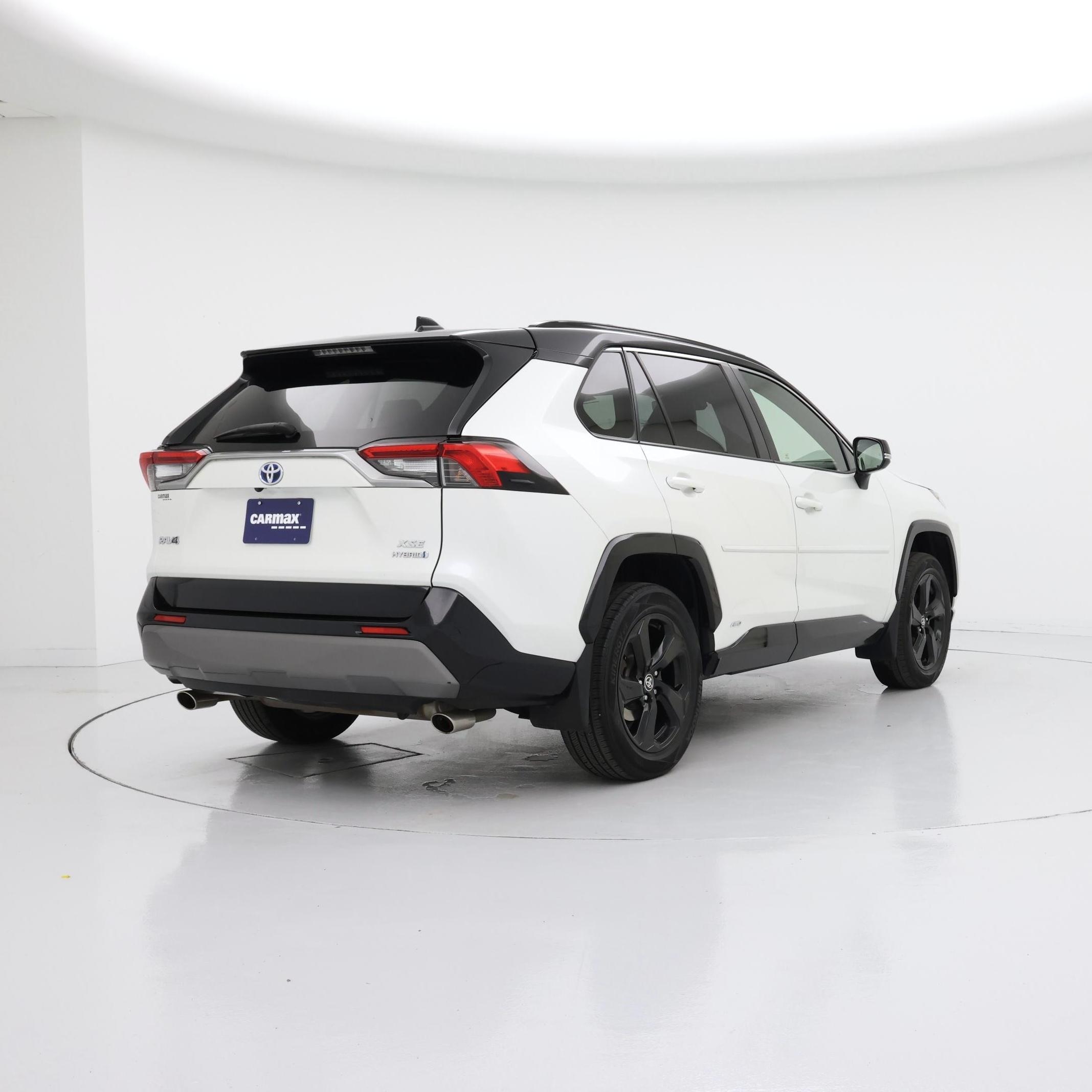 Thumbnail: 2020 Toyota RAV4 - 8
